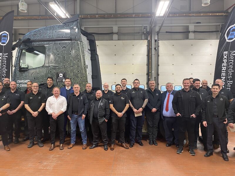 Midlands Truck & Van Celebrates Two Technicians Named Among Daimler Truck UK’s Inaugural Technical Excellence Guild Members