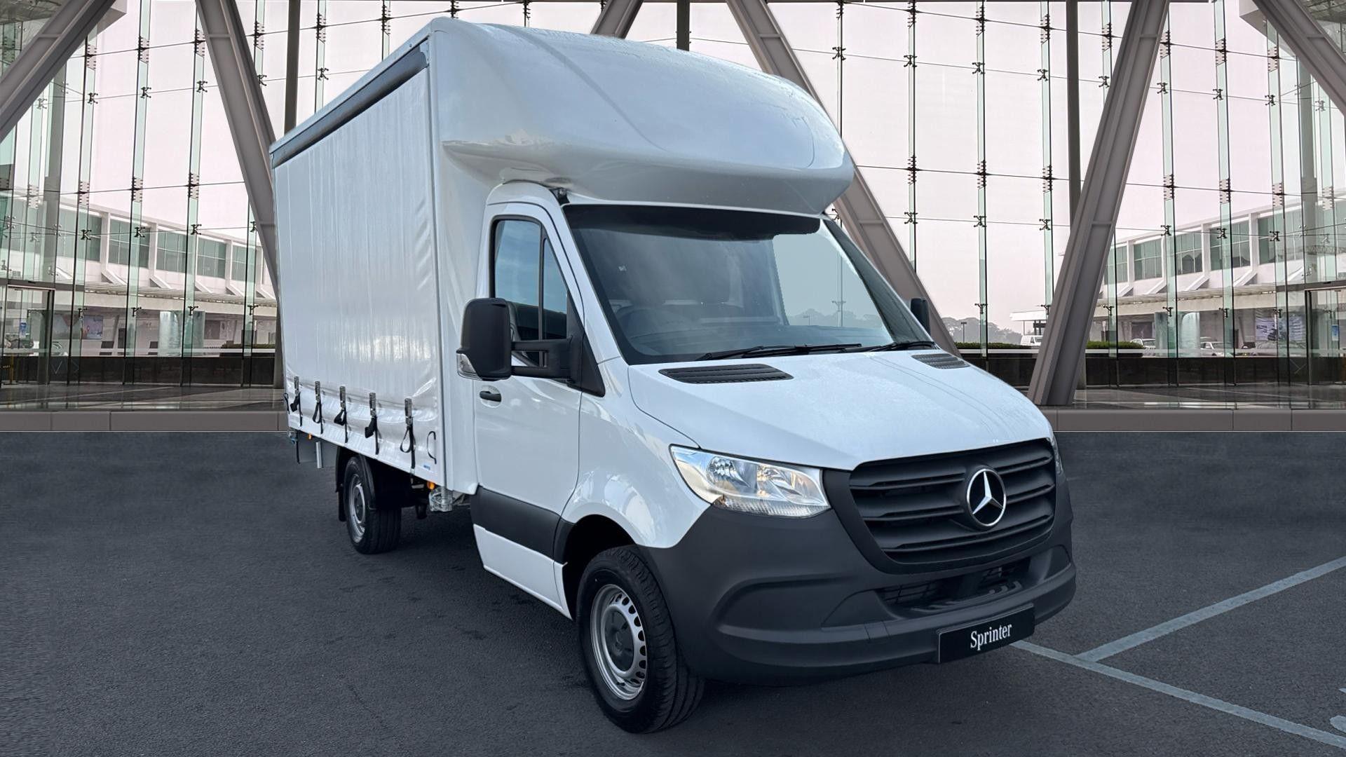 315 Curtainsider L2 Progressive RWD