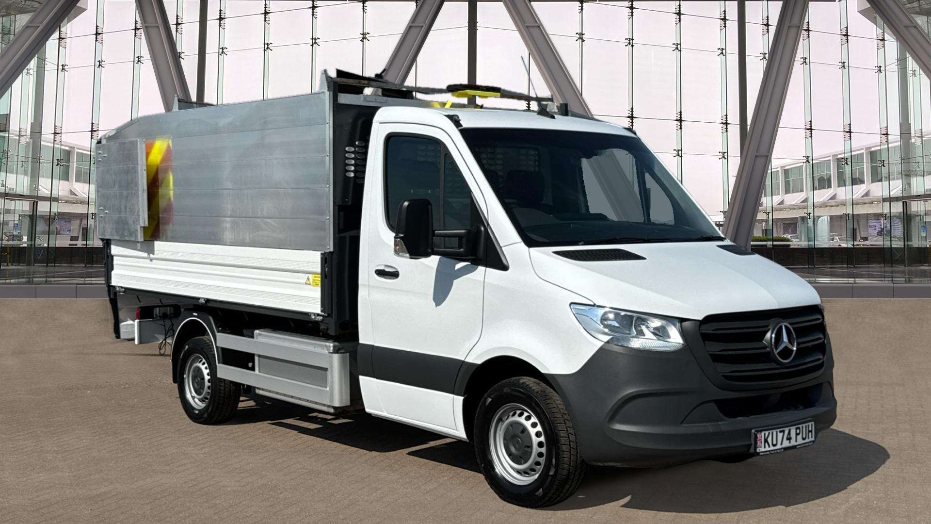 315CDI Progressive Covered Tipper L2 Eu6