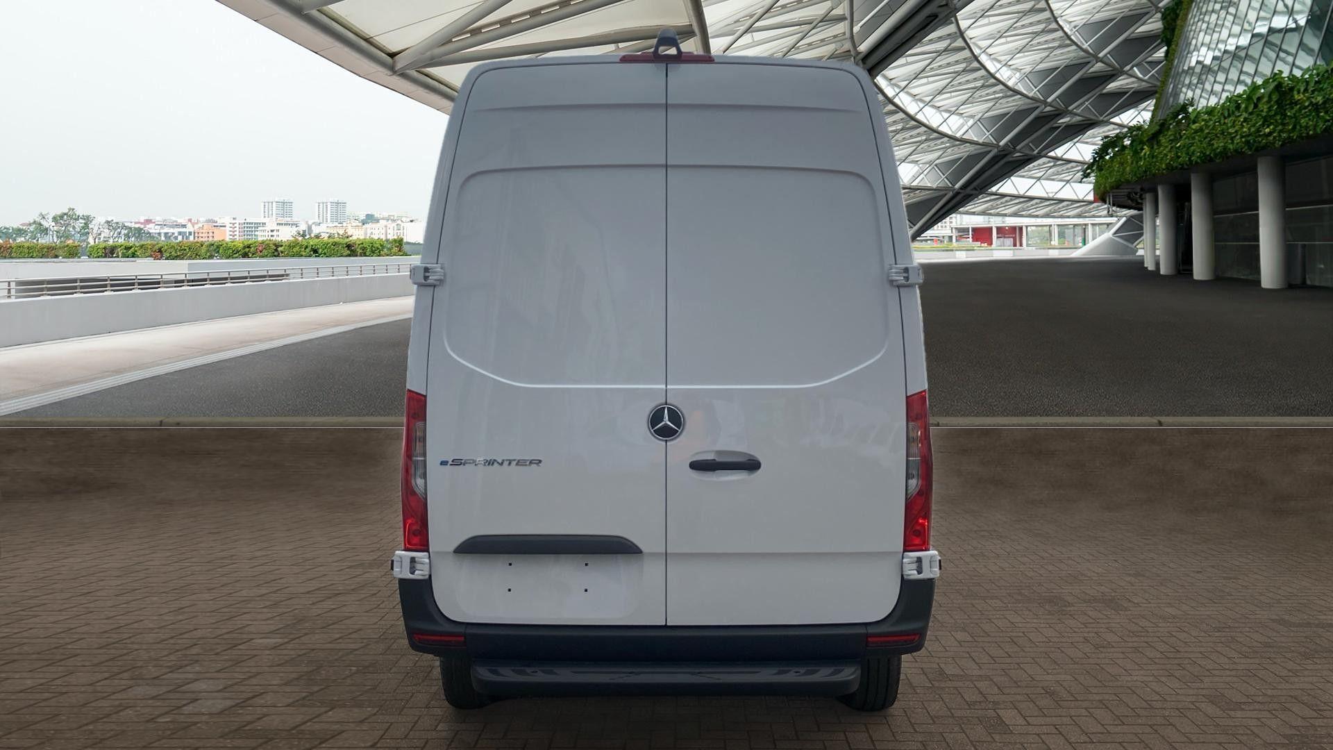 314 81kWh PRO Auto L2 H2 5dr Image 29