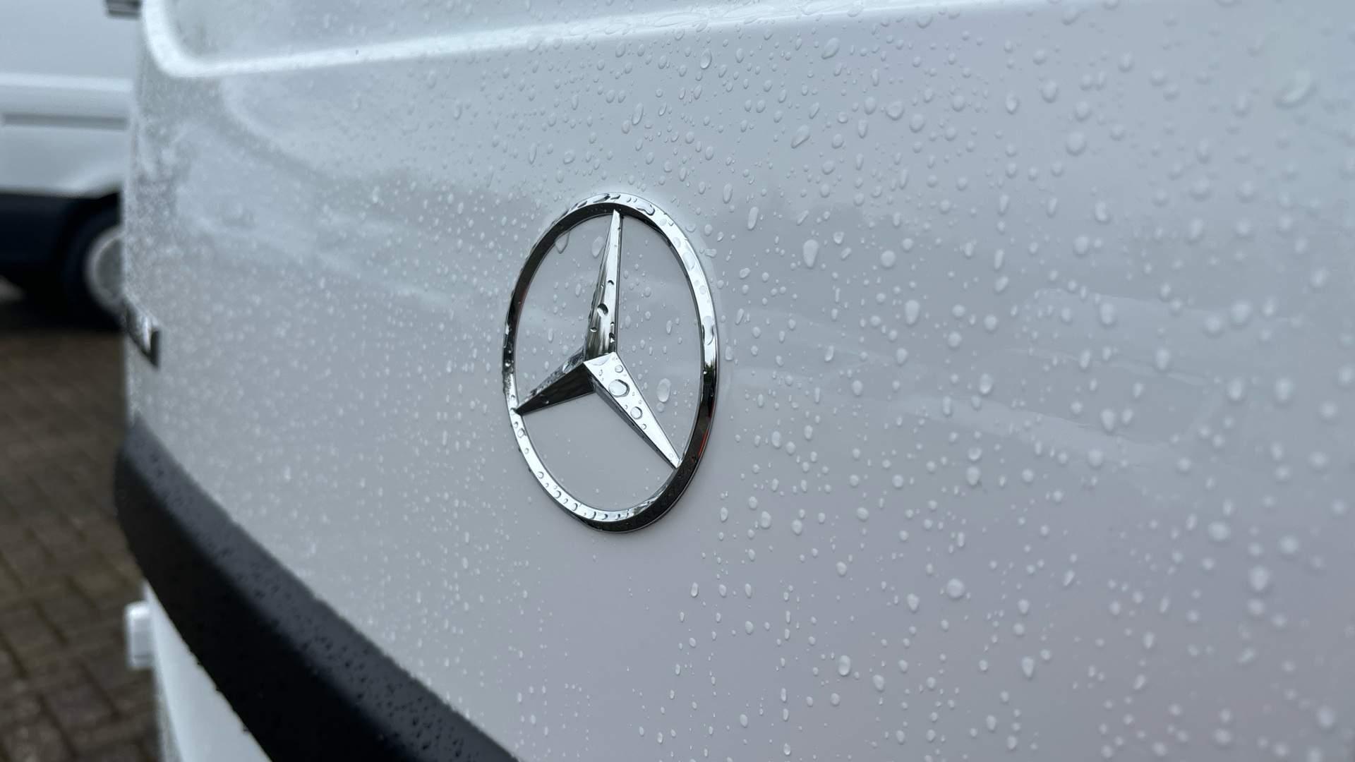 45kWh Progressive Auto L1 5dr Image 48