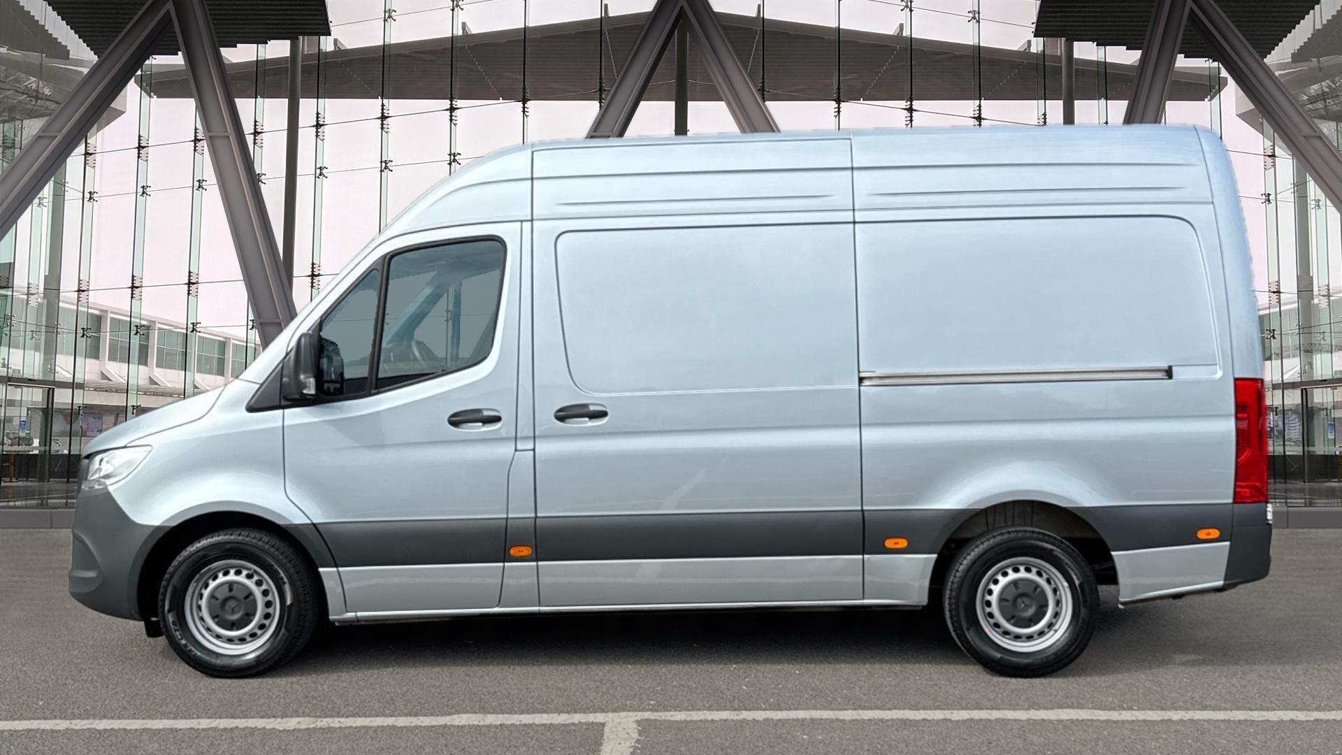 315CDI PRO 9G-Tronic RWD L2 H2 Eu6 150PS Image 18