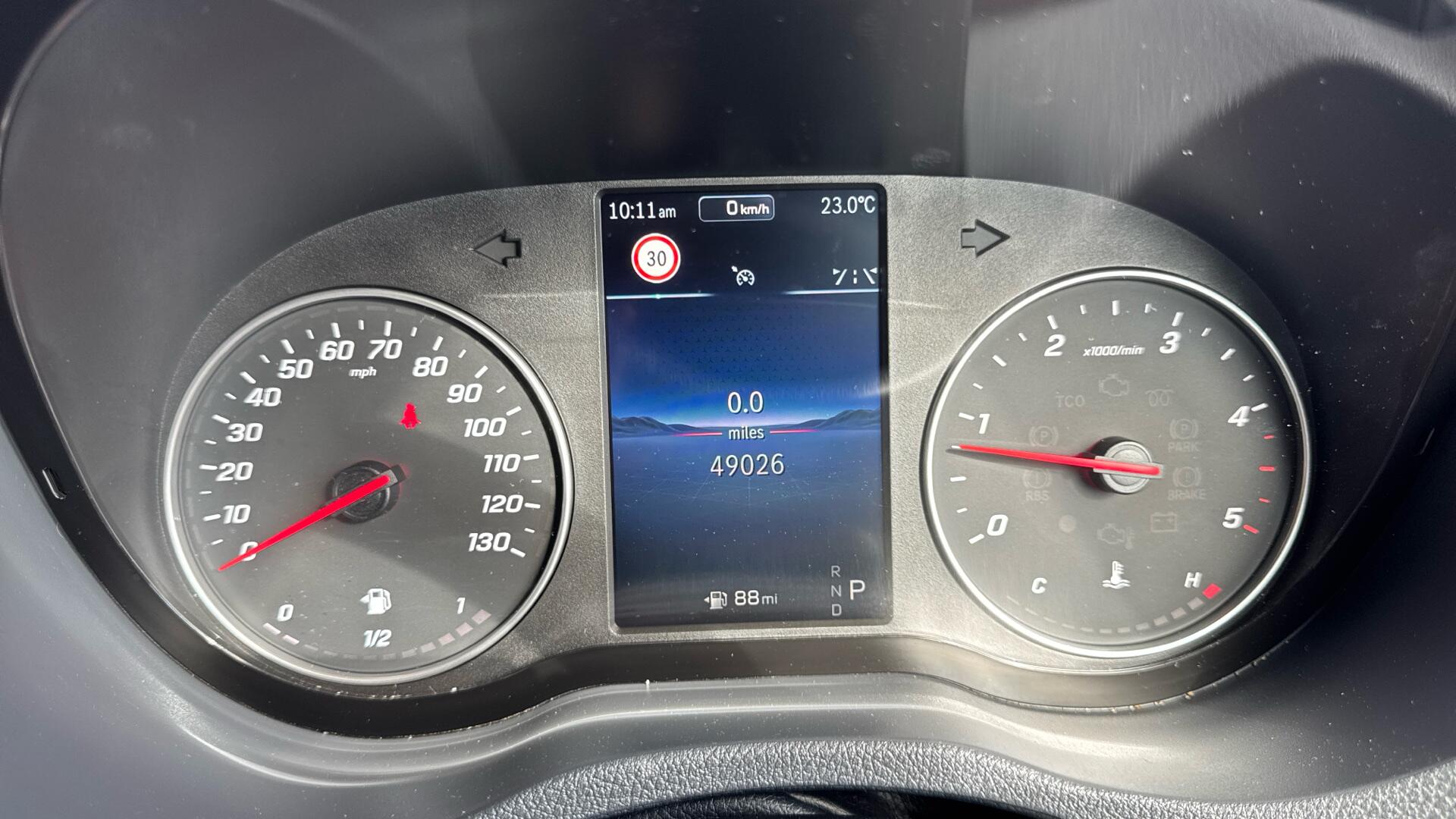 315CDI PRO 9G-Tronic RWD L2 H2 Eu6 150PS Image 25