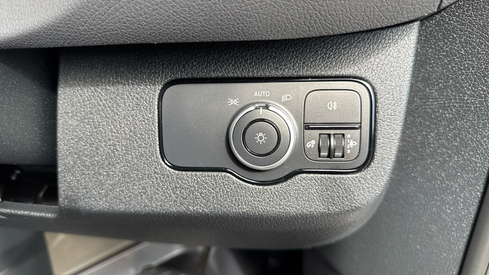 315CDI PRO 9G-Tronic RWD L2 H2 Eu6 150PS Image 36