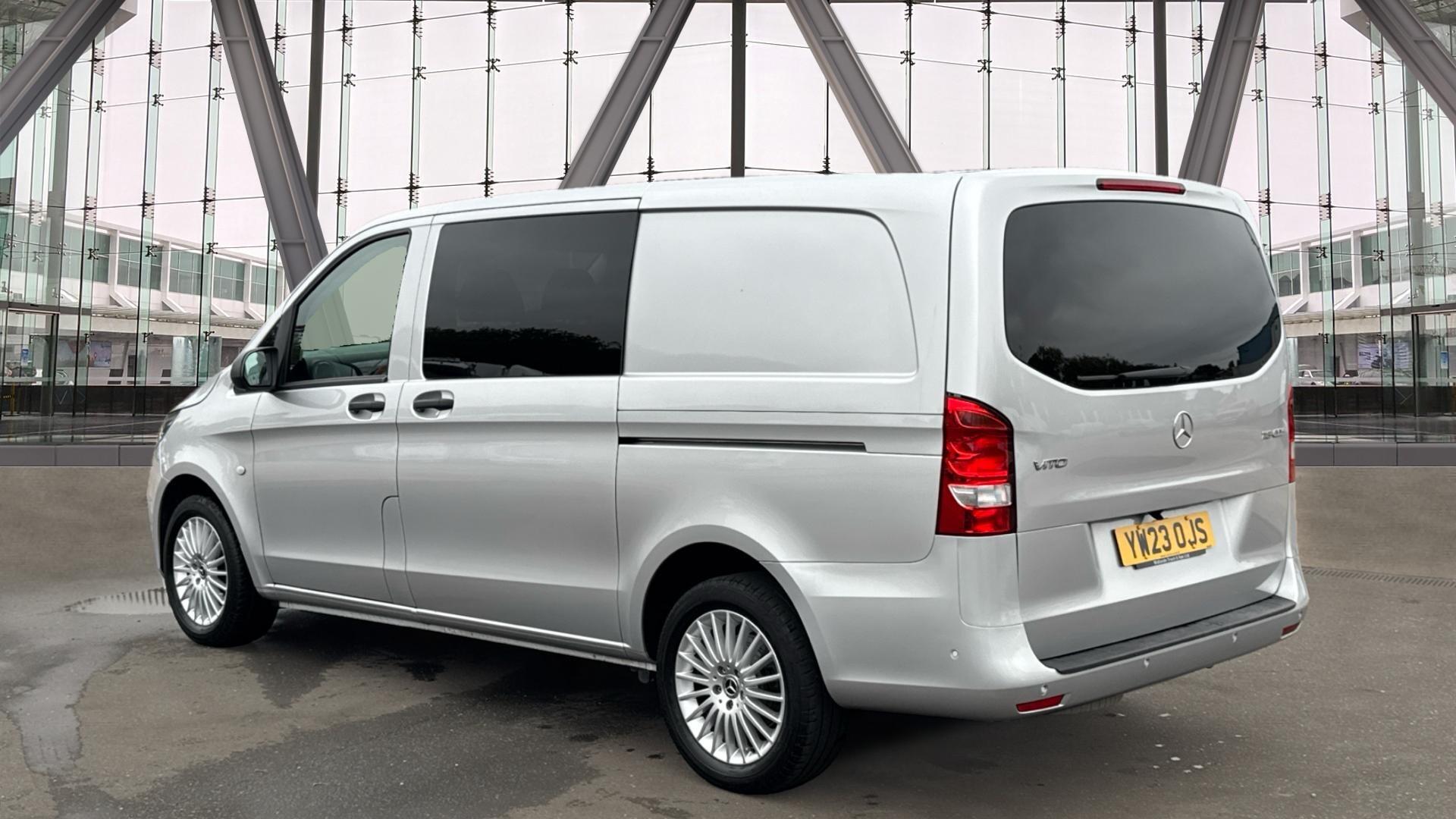116CDI Premium Crew Van 9G-Tronic L2 Eu6 Image 17