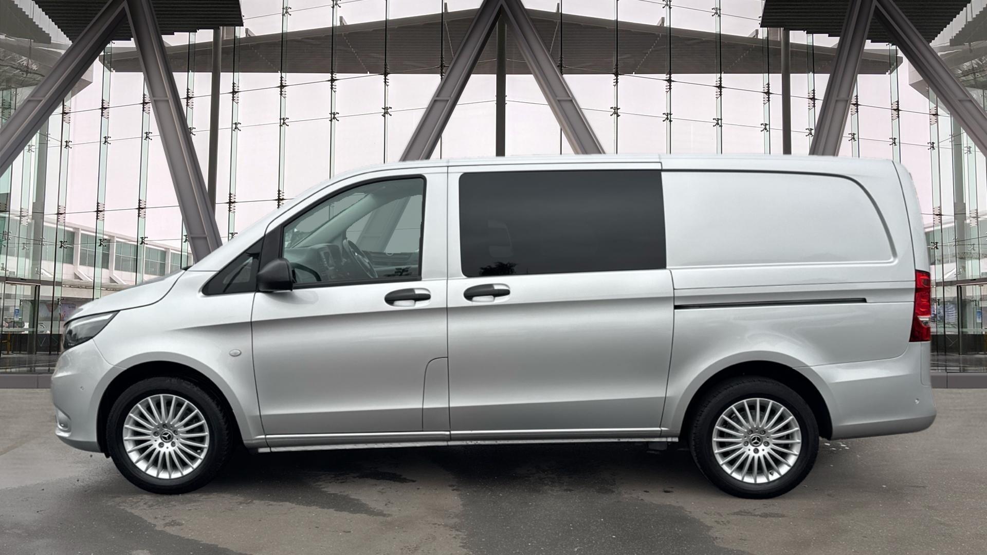 116CDI Premium Crew Van 9G-Tronic L2 Eu6 Image 18