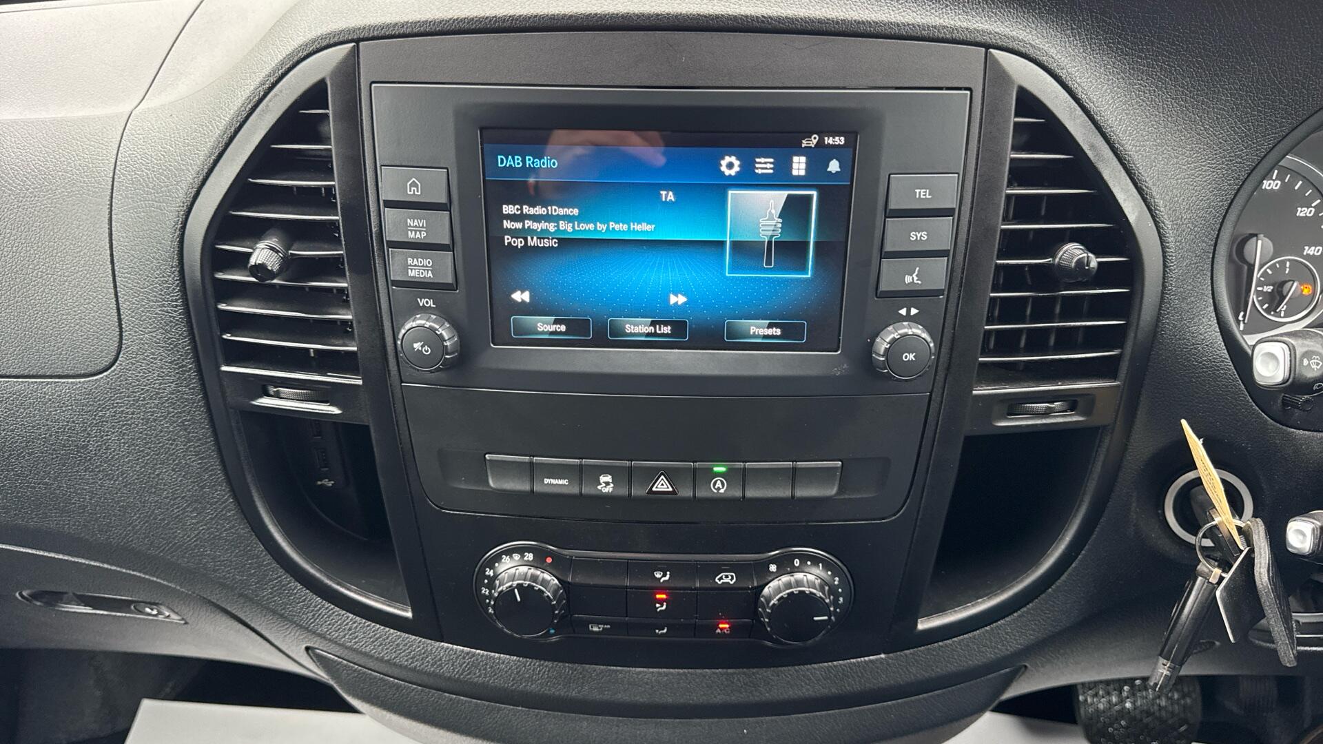 116CDI Premium Crew Van 9G-Tronic L2 Eu6 Image 23