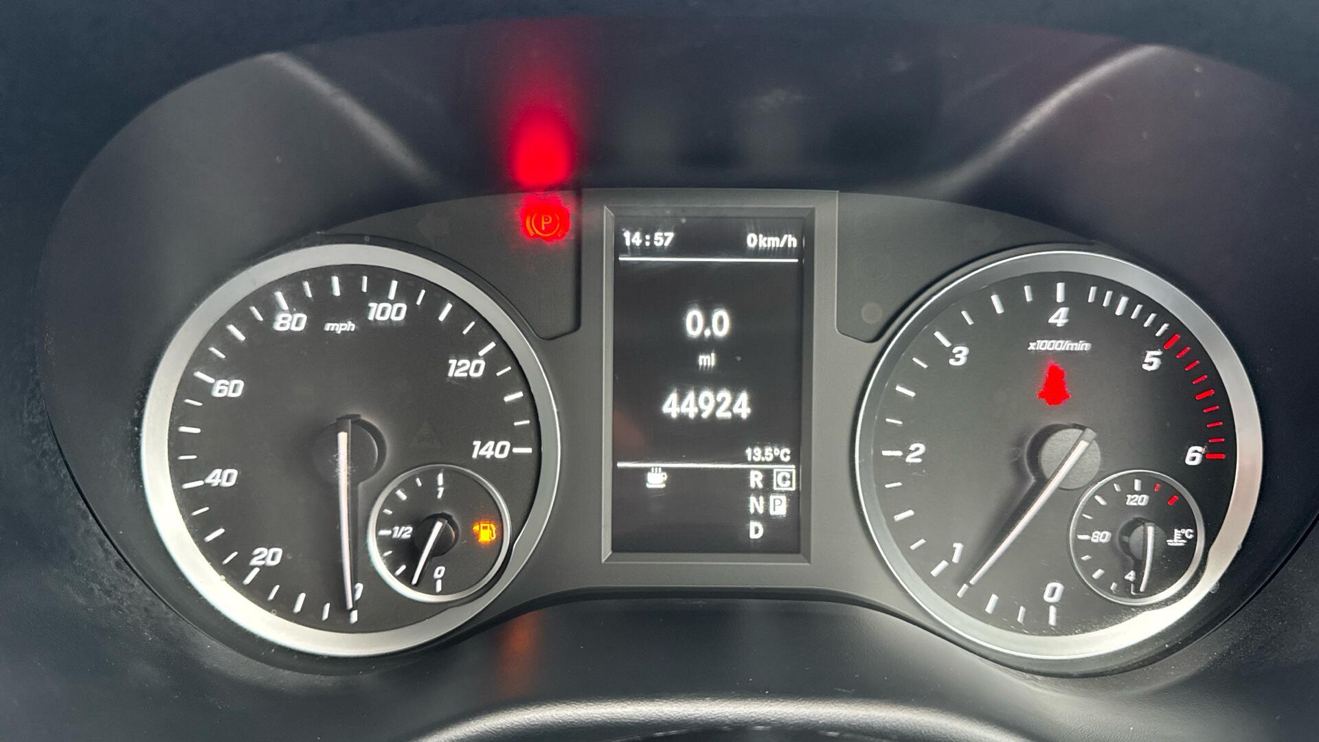 116CDI Premium Crew Van 9G-Tronic L2 Eu6 Image 24
