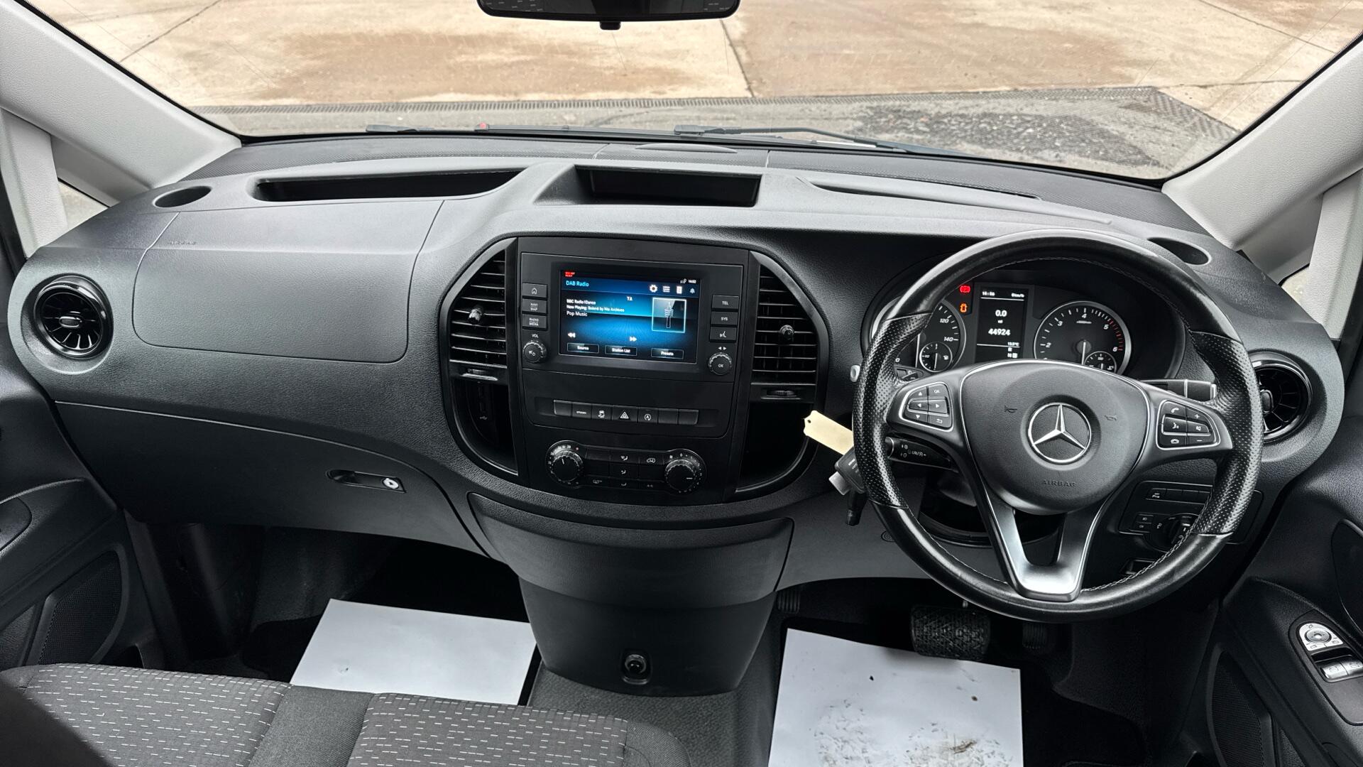 116CDI Premium Crew Van 9G-Tronic L2 Eu6 Image 31