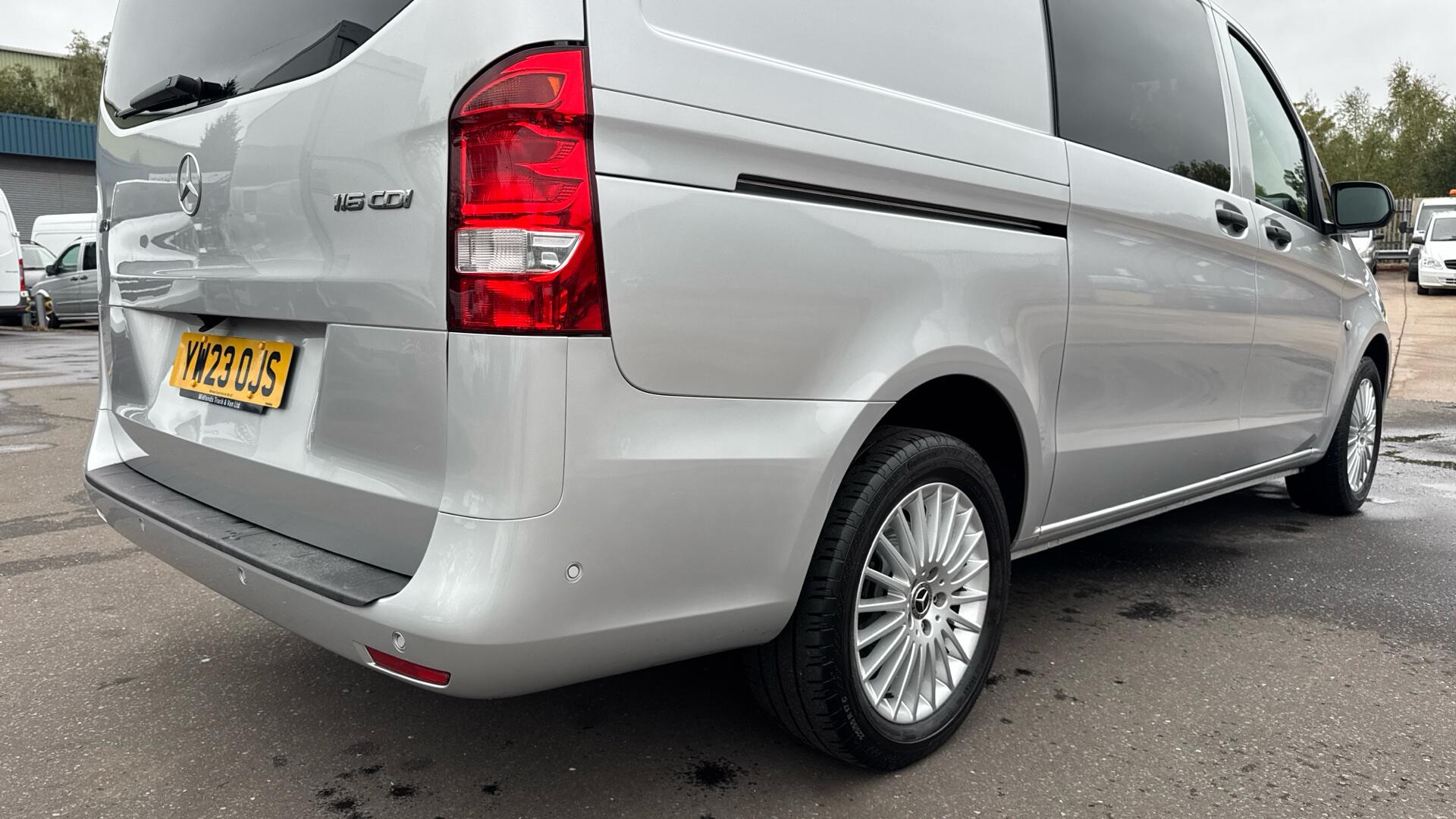 116CDI Premium Crew Van 9G-Tronic L2 Eu6 Image 43