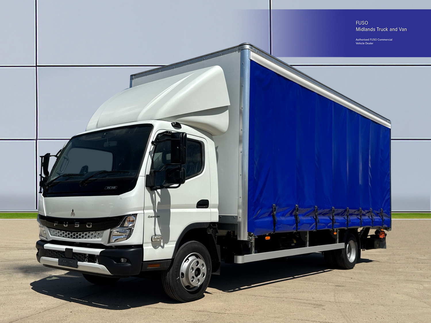 FUSO Canter 7C18 Curtainside with Taillift