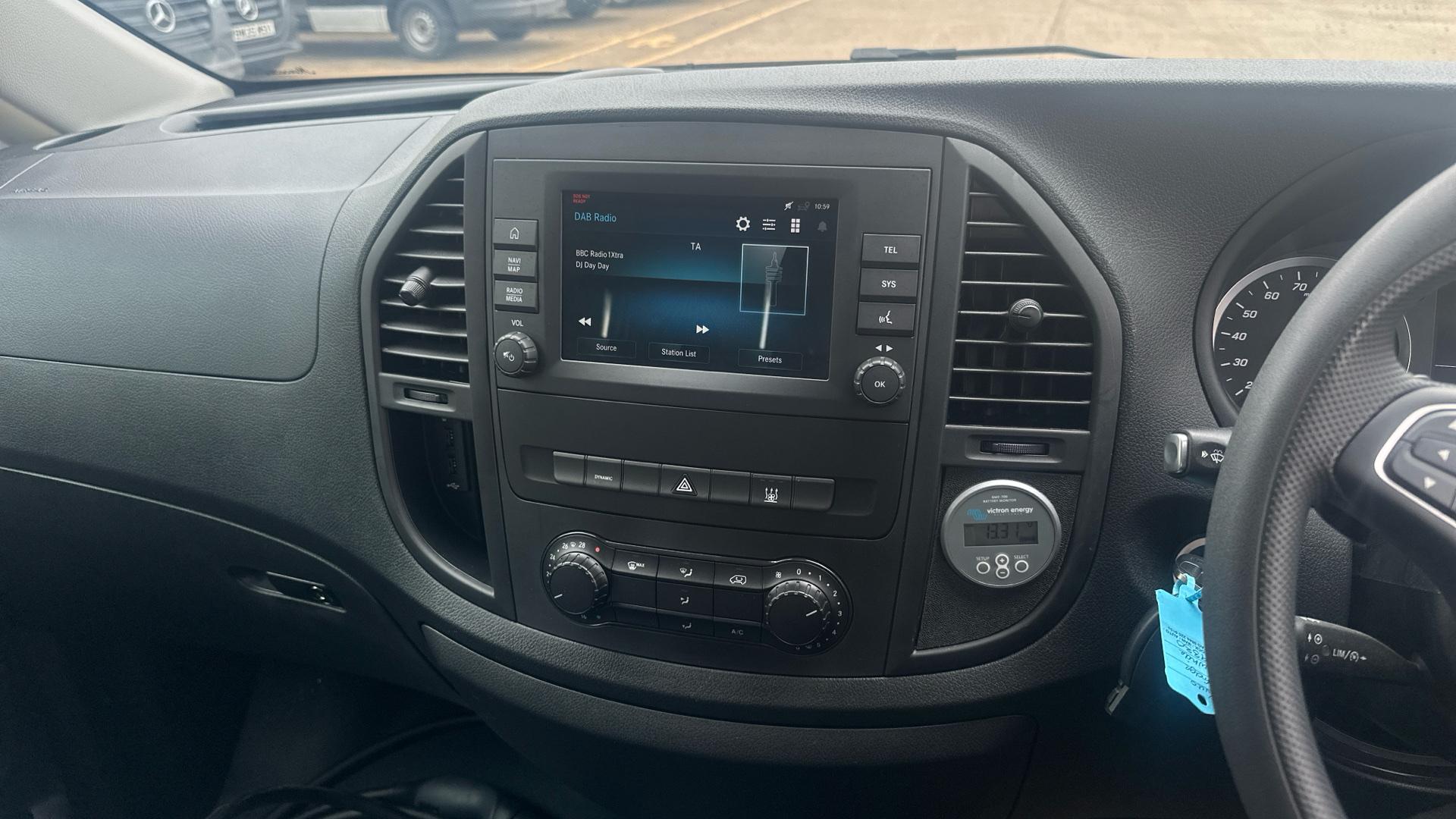 66kWh Progressive Auto FWD FRIDGE Image 27