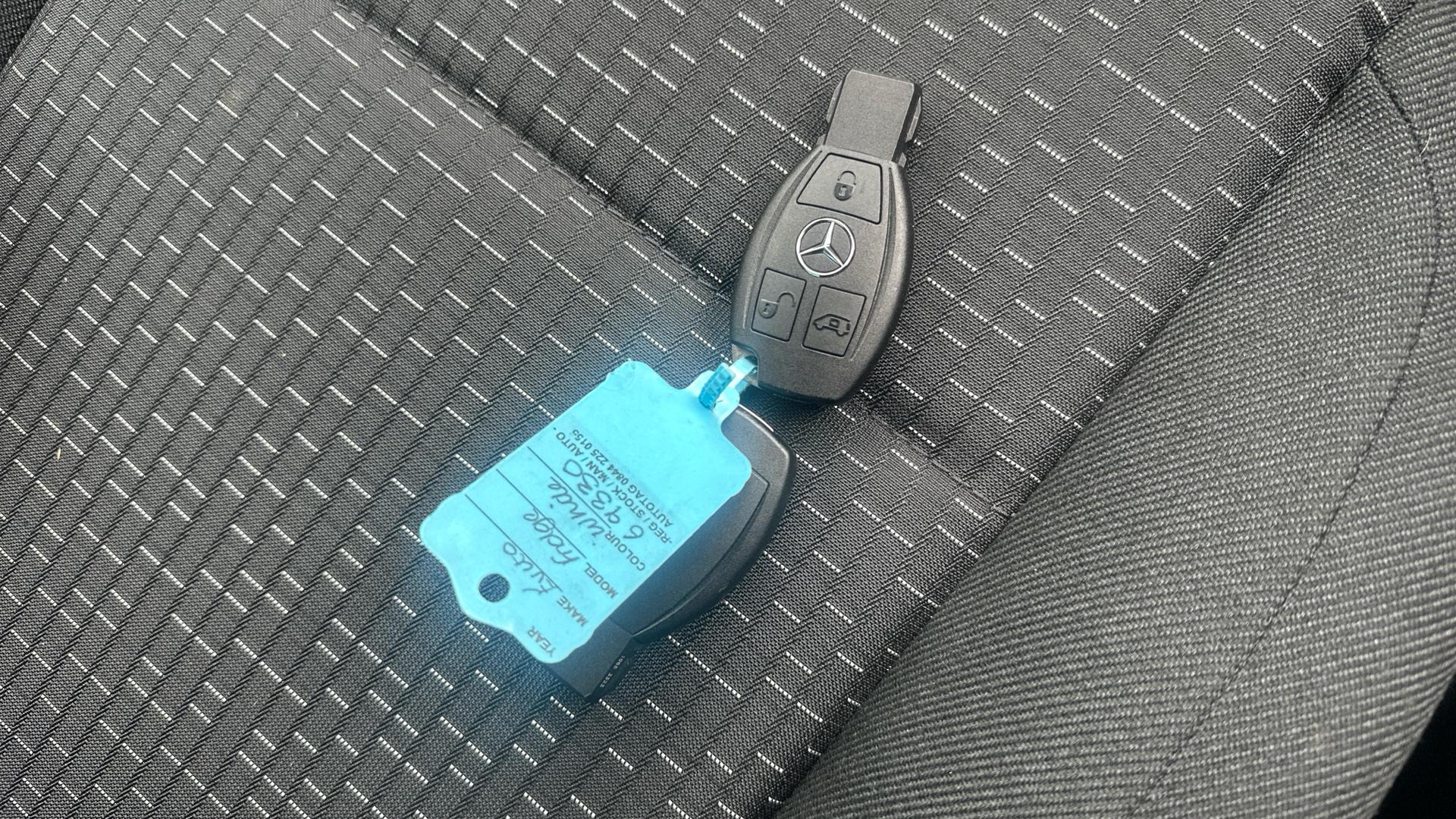 66kWh Progressive Auto FWD FRIDGE Image 34