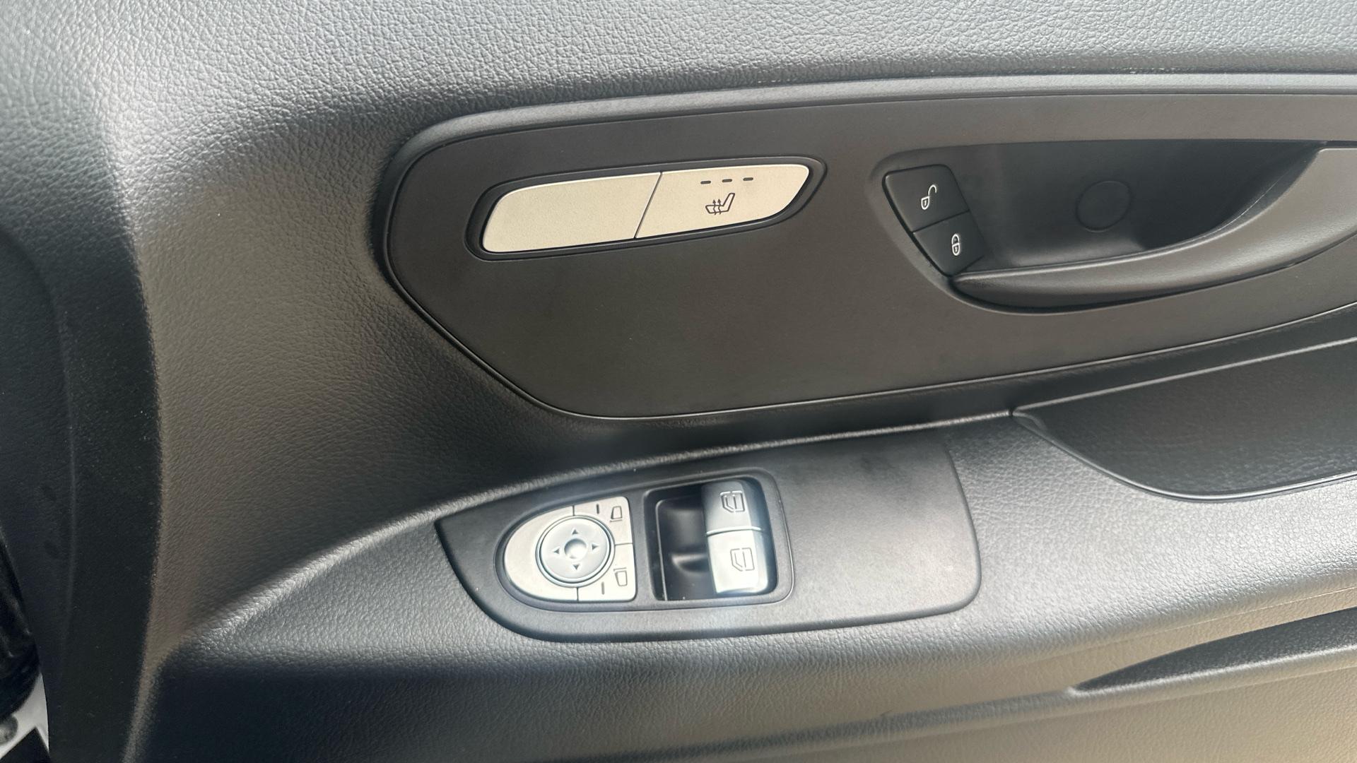 66kWh Progressive Auto FWD FRIDGE Image 44