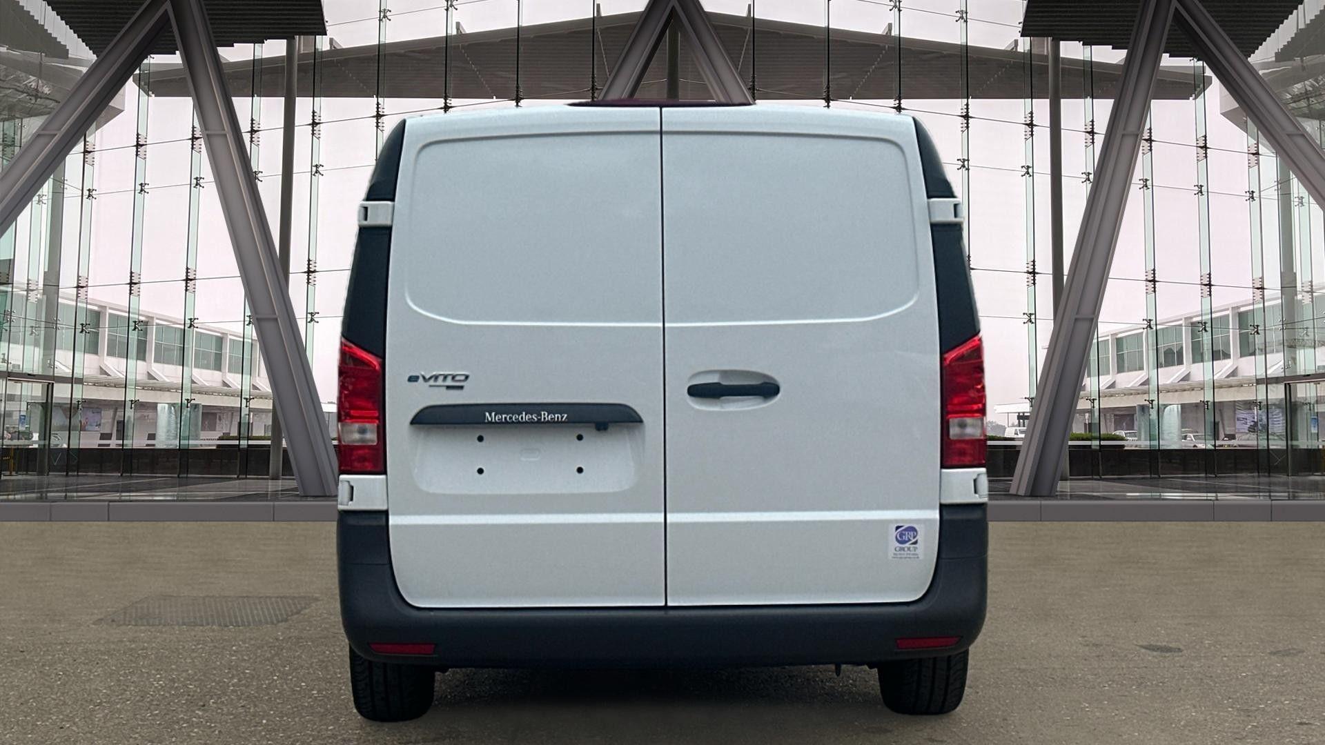 66kWh Progressive Auto FWD FRIDGE Image 57