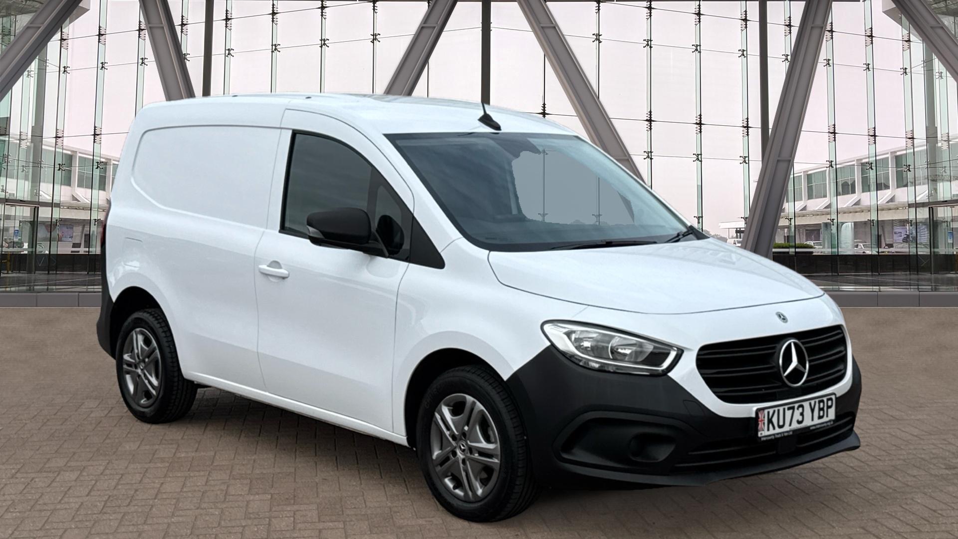 110CDI Progressive Panel Van L1 Eu6 95PS