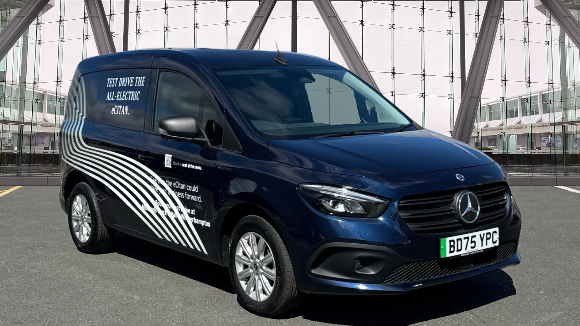 45kWh Premium Panel Electric Auto L1 122