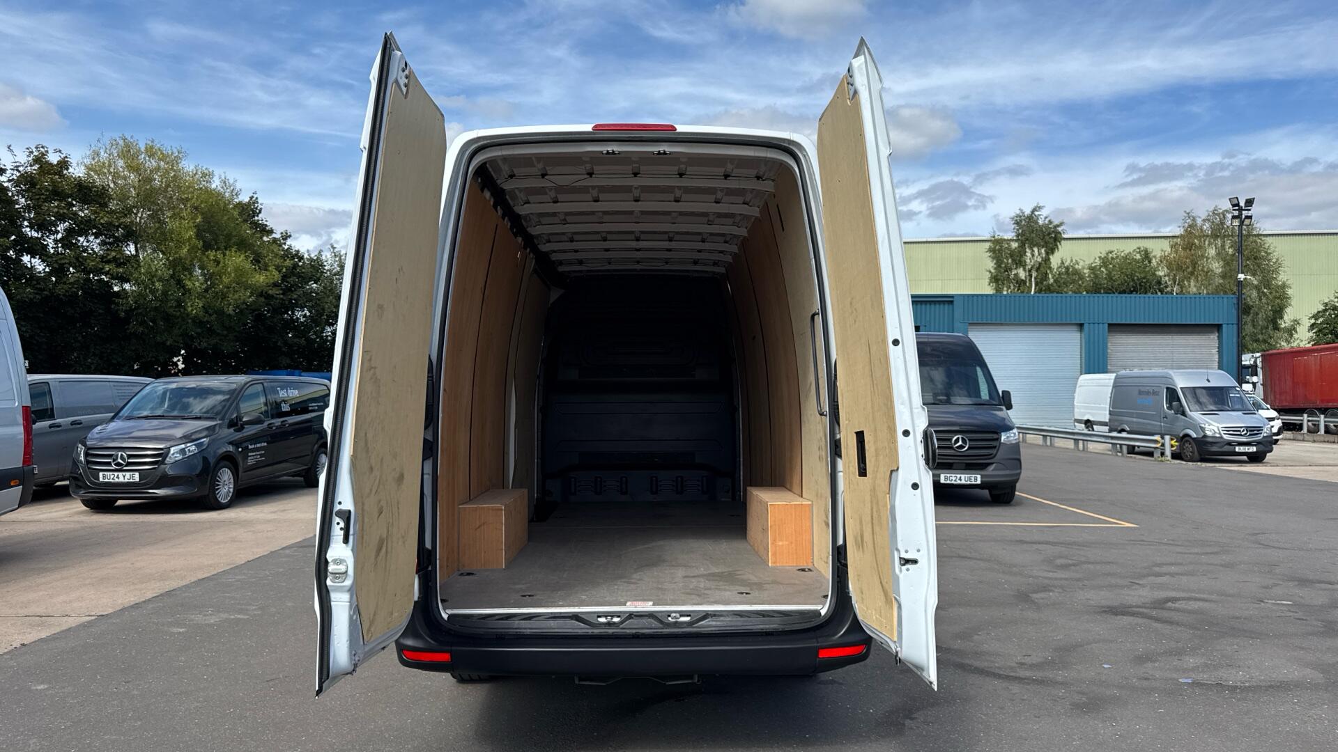 315 CDI Progressive RWD L3 H2 Eu6 150PS Image 27