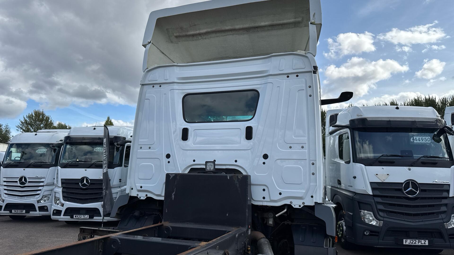 1835 Demount Chassis Image 24