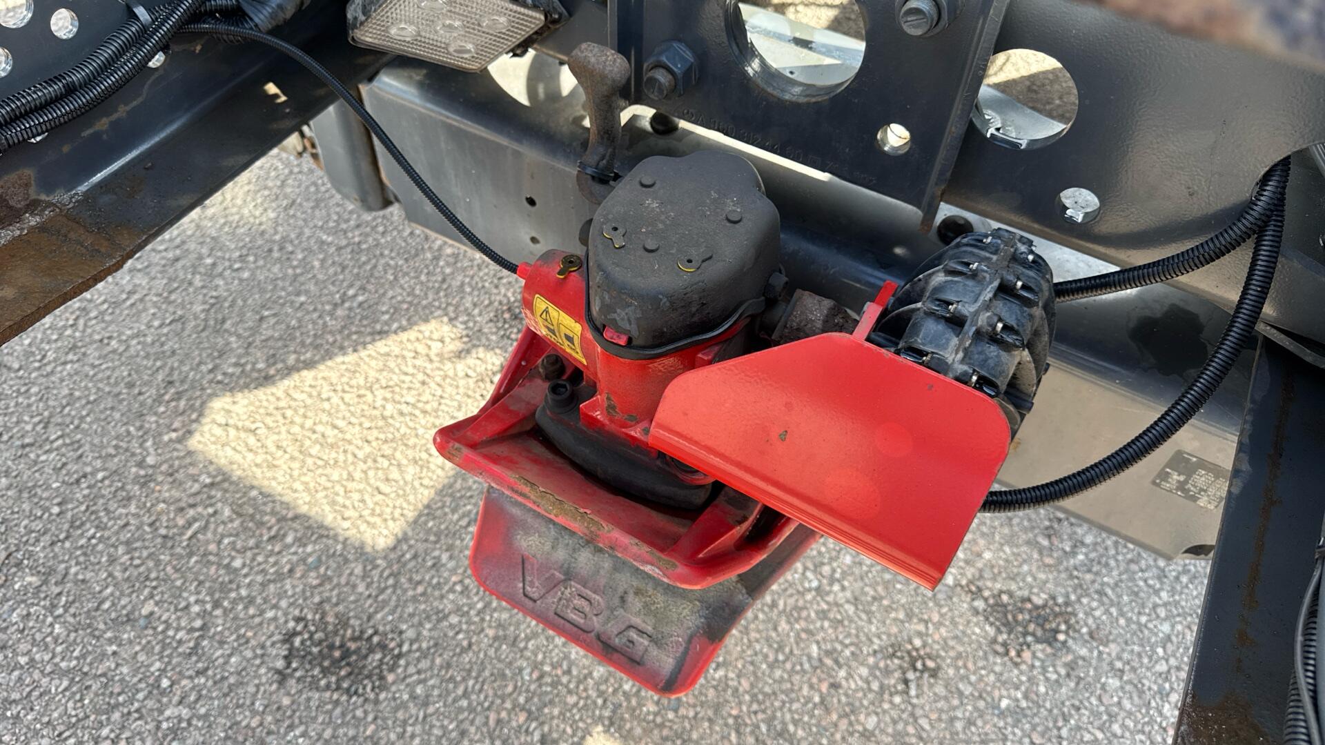 1835 Demount Chassis Image 30