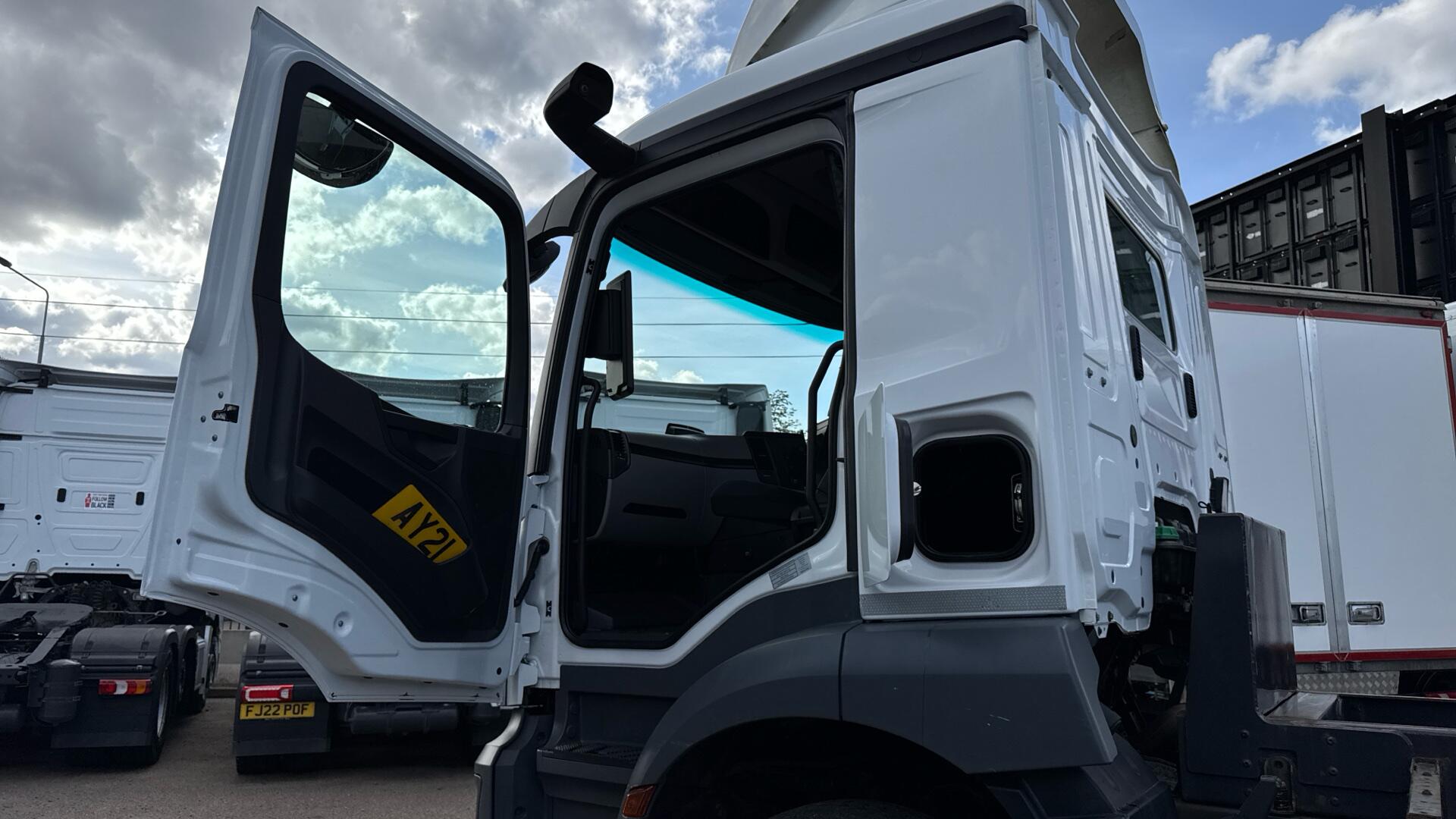 1835 Demount Chassis Image 42