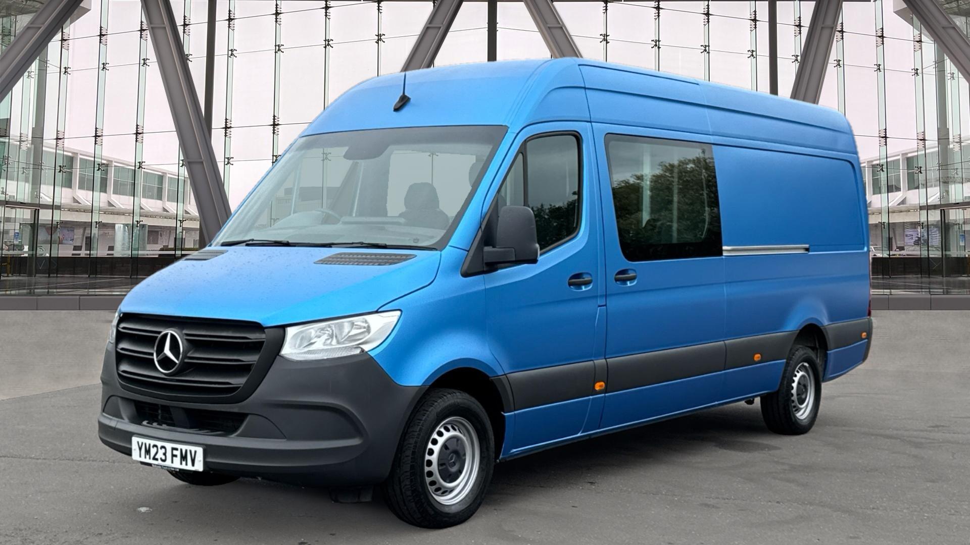 317CDI HD Progressive Crew Van L3 H2 Eu6 Image 15