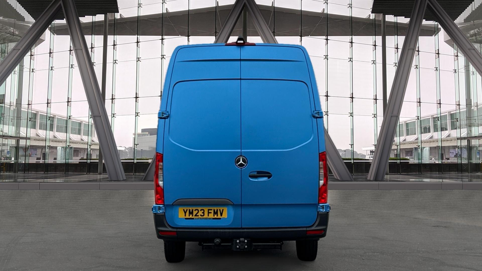 317CDI HD Progressive Crew Van L3 H2 Eu6 Image 20
