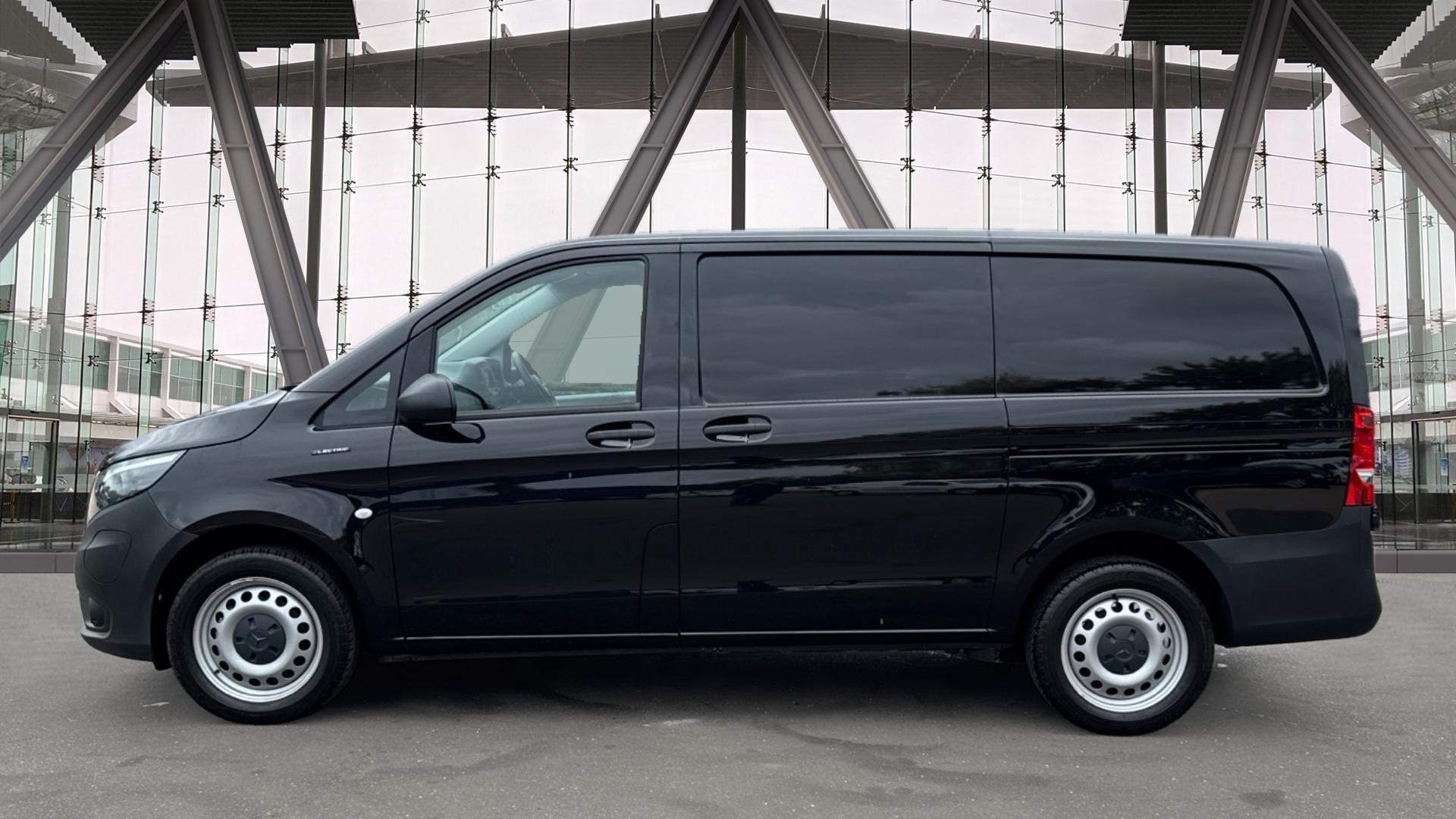 66kWh Progressive Electric Auto L2 115PS Image 18