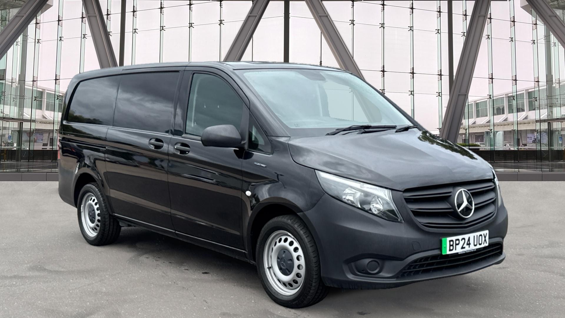 2024/24 MERCEDES-BENZ VITO 85kW 66kWh Progressive Panel Van L2 Auto 115PS