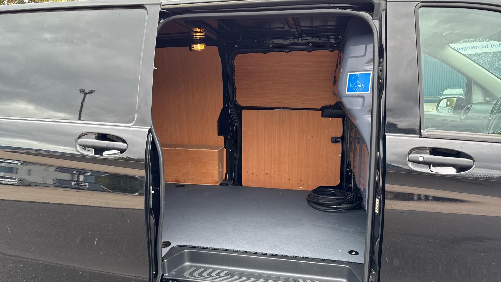 66kWh Progressive Electric Auto L2 115PS Image 28