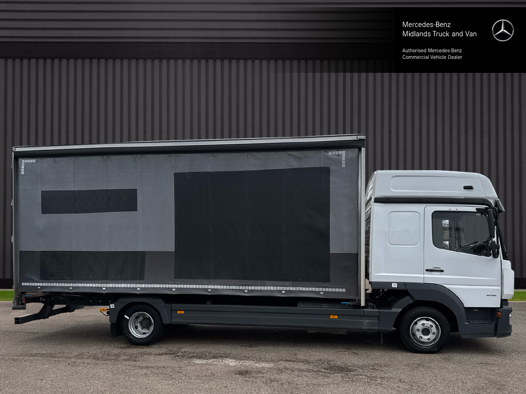 816 Curtainside Sleeper 20FT Image 13