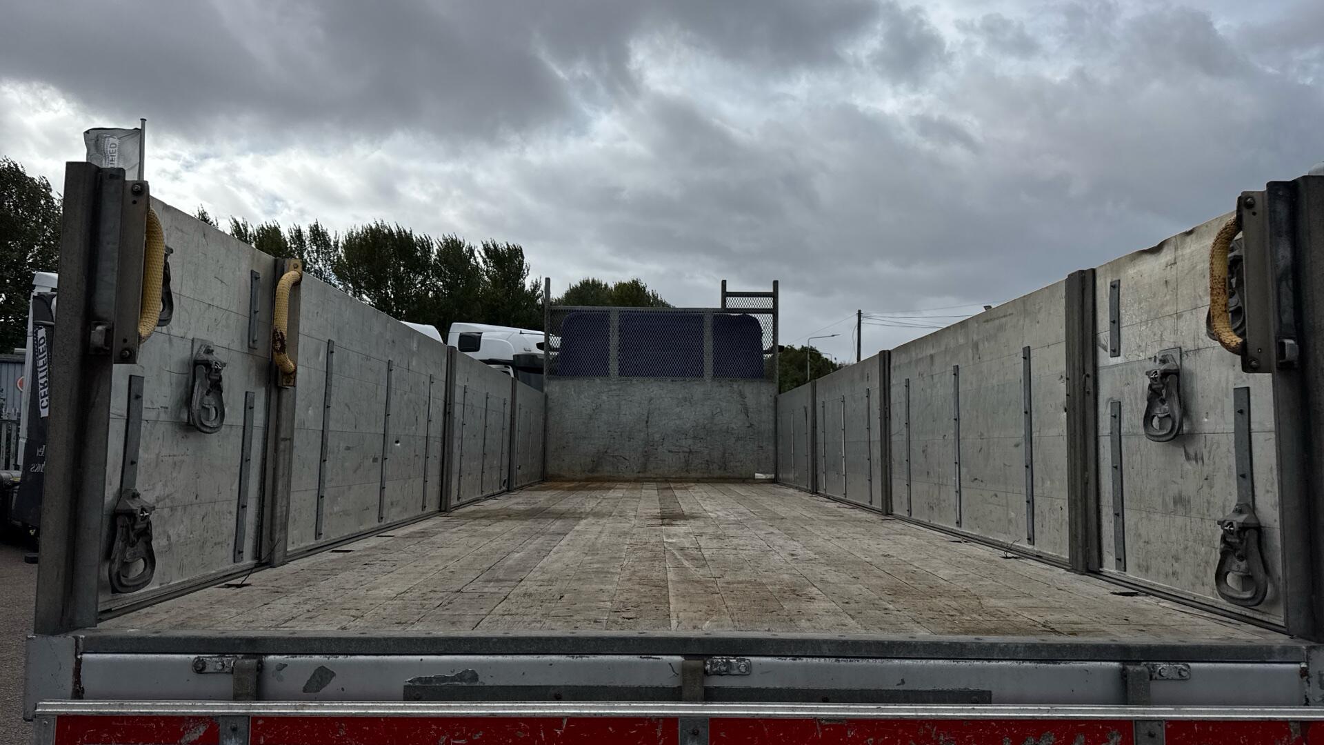 1824 Classic 26ft Dropside Image 22