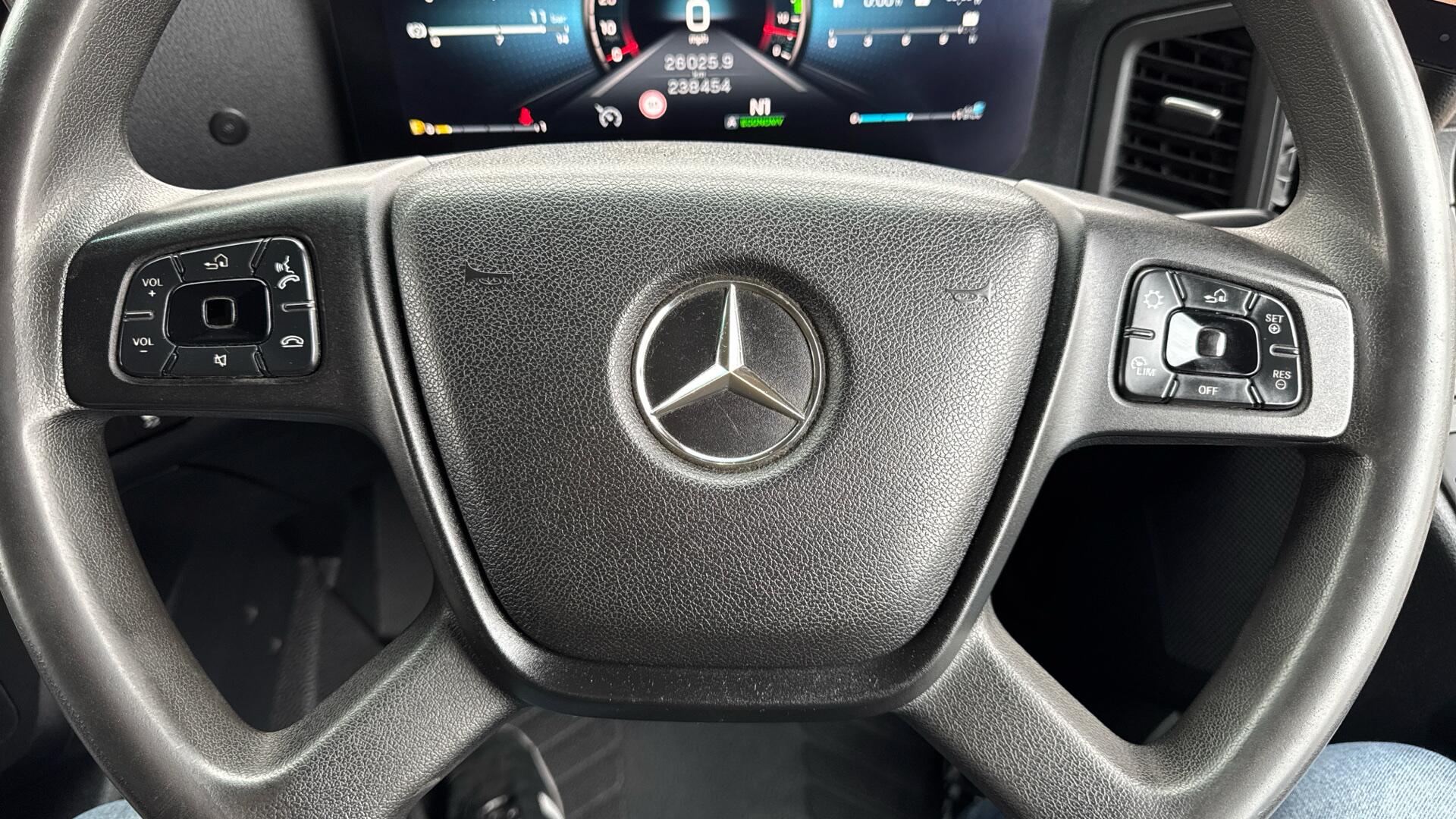 1824 Classic 26ft Dropside Image 29