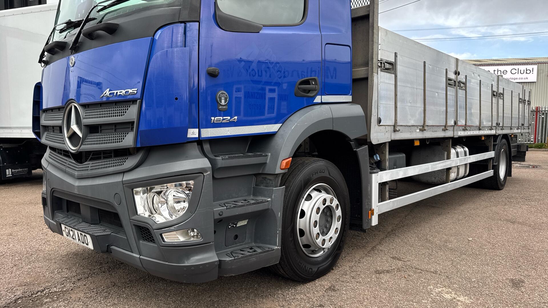 1824 Classic 26ft Dropside Image 44