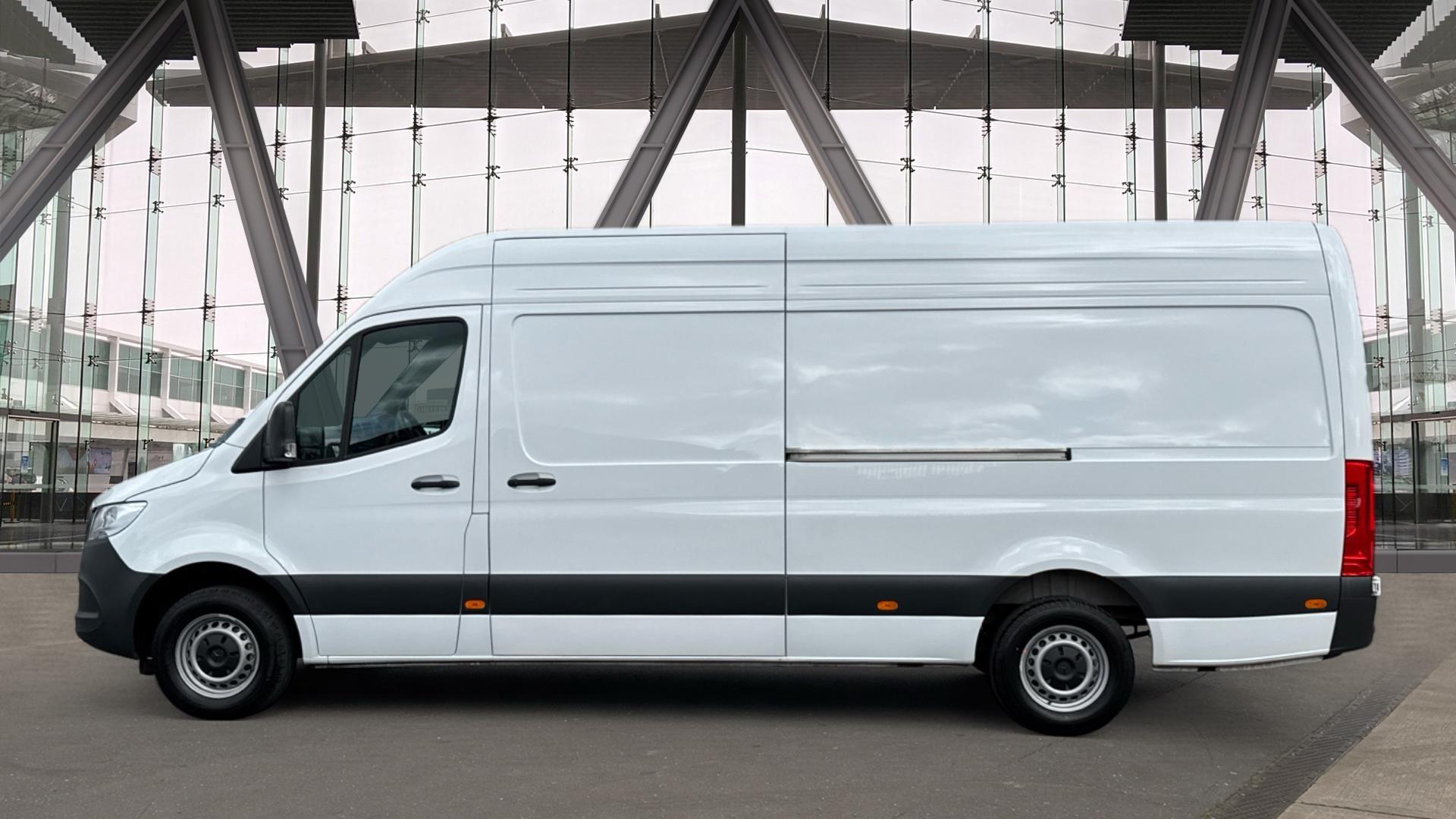 315 CDI Progressive RWD L3 H2 Eu6 150PS Image 18