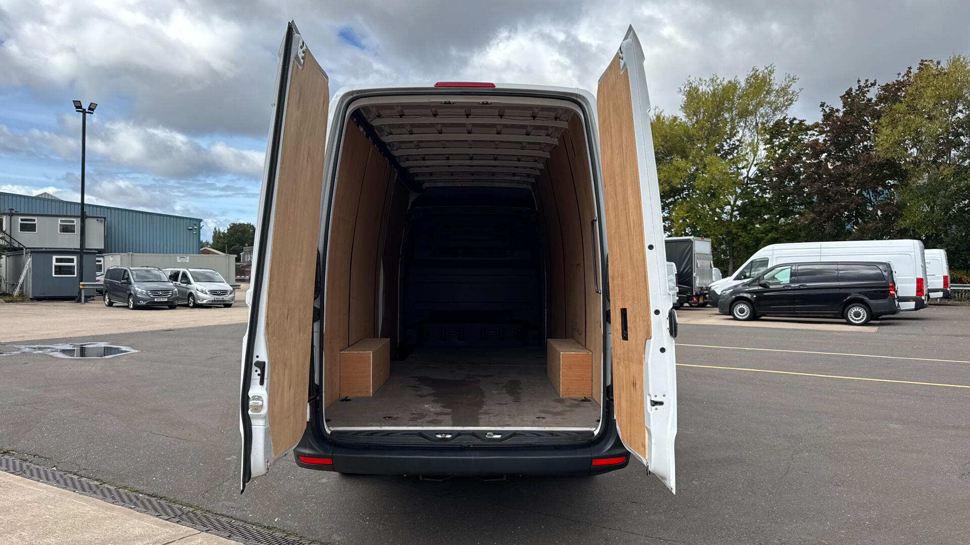 315 CDI Progressive RWD L3 H2 Eu6 150PS Image 27