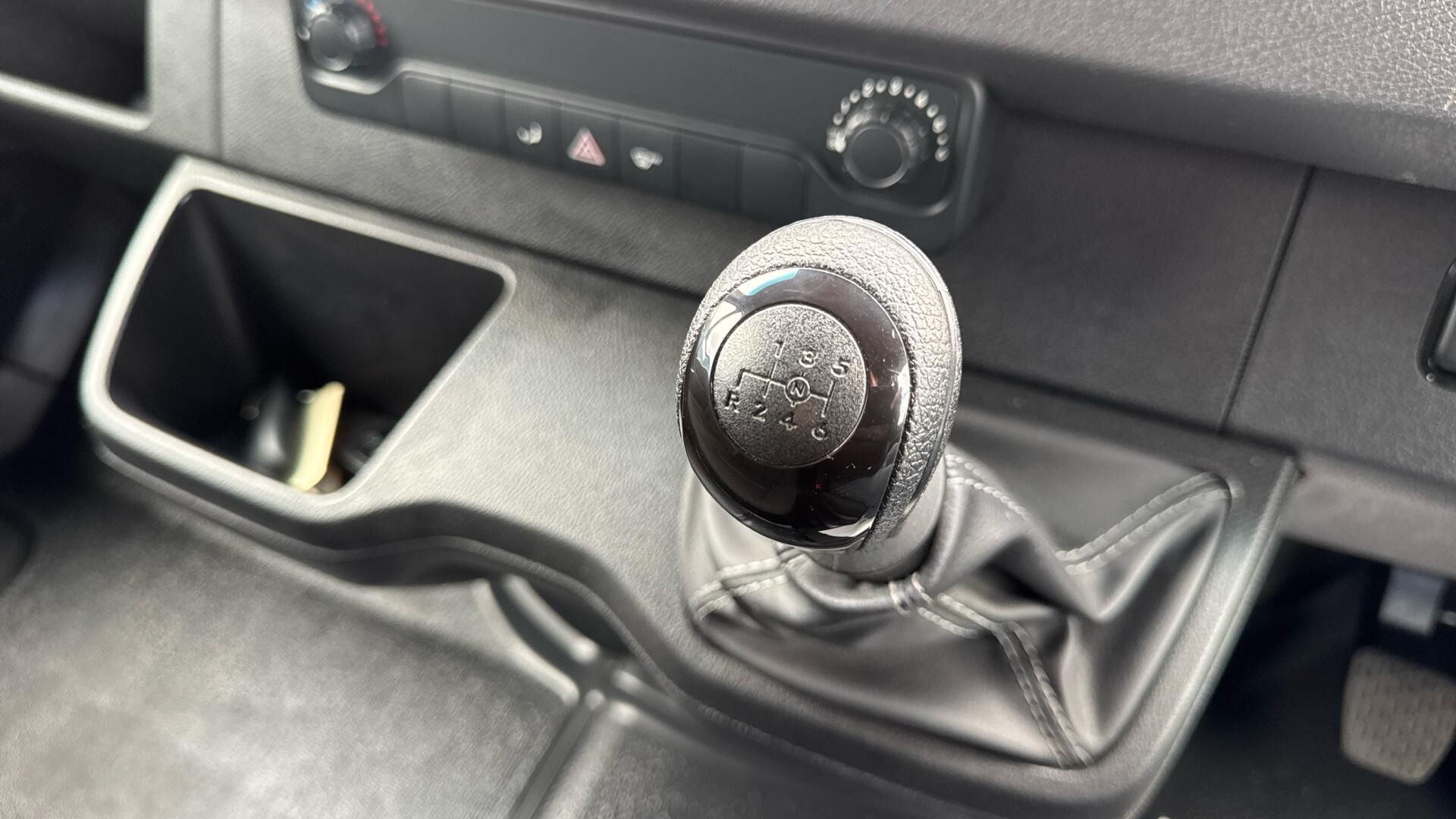 315 CDI Progressive RWD L3 H2 Eu6 150PS Image 29