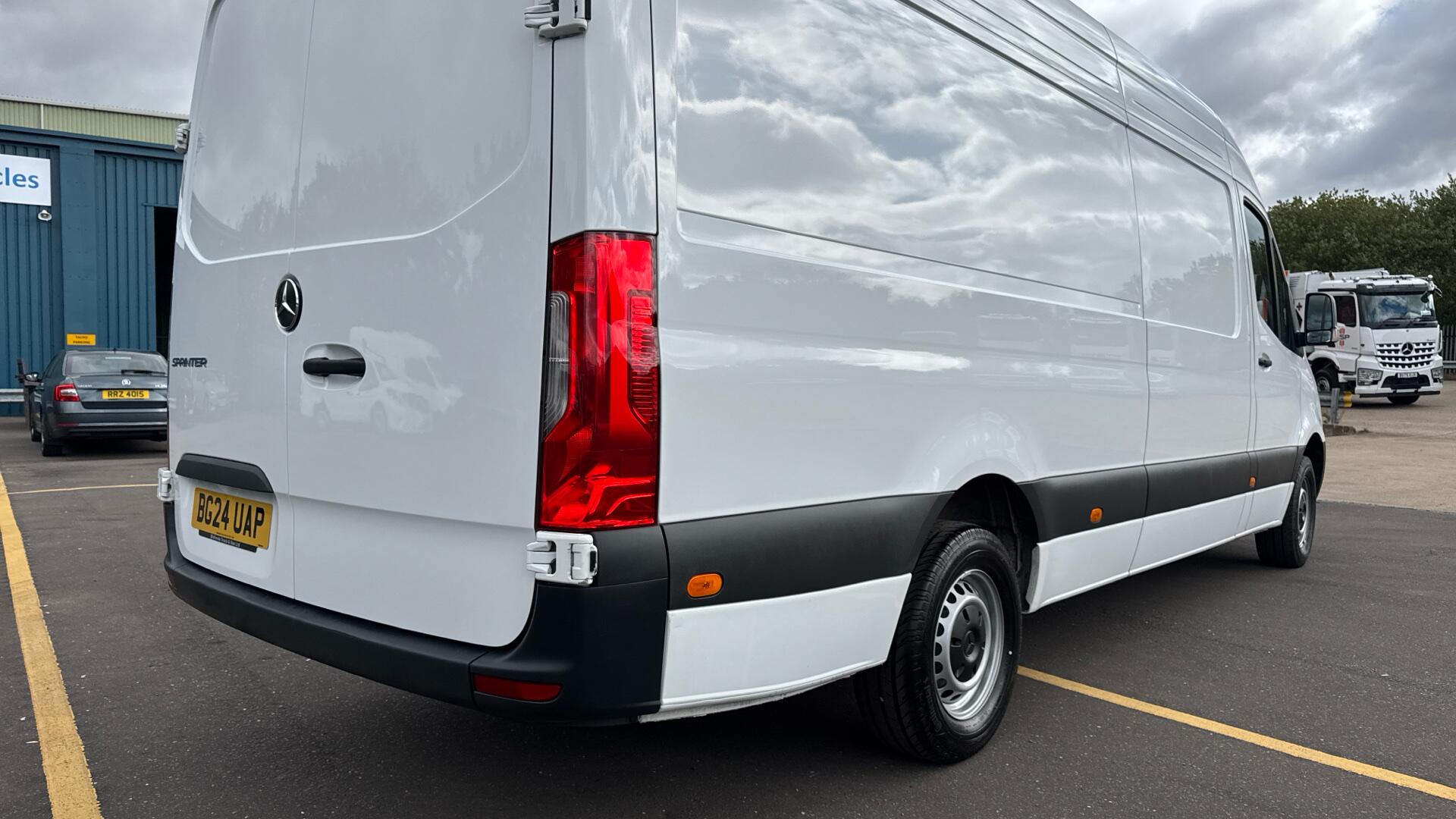 315 CDI Progressive RWD L3 H2 Eu6 150PS Image 37