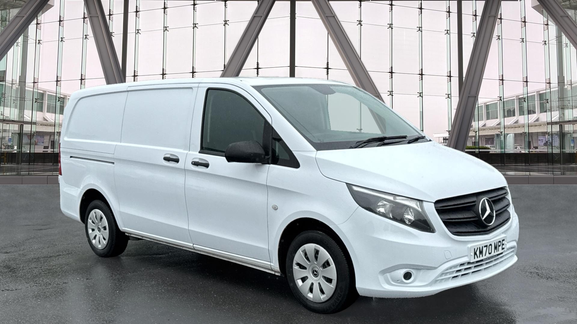 2020/70 MERCEDES-BENZ VITO 114CDI Progressive Panel Van L2 9G-Tronic Eu6 136PS
