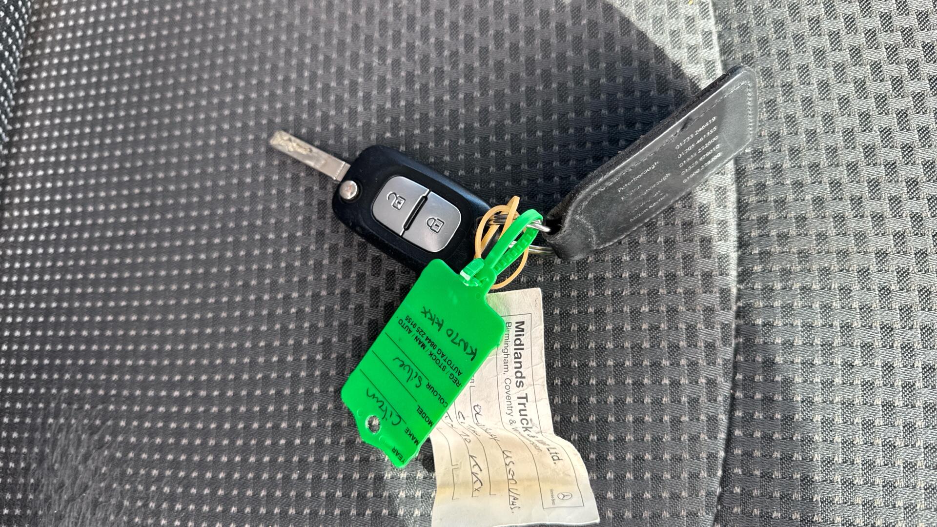 111 CDI PRO Tourer L2 Eu6 114PS 5 Seats Image 44