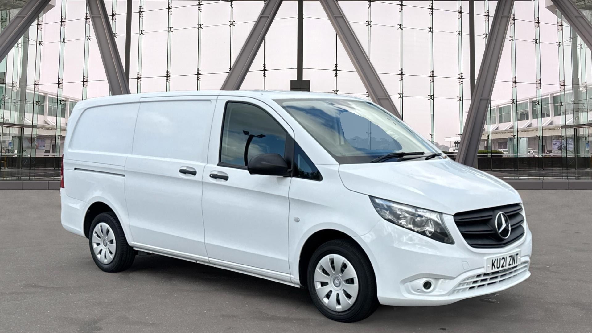 2021/21 MERCEDES-BENZ VITO 110 CDI Progressive Panel Van FWD L2 Eu6 102PS