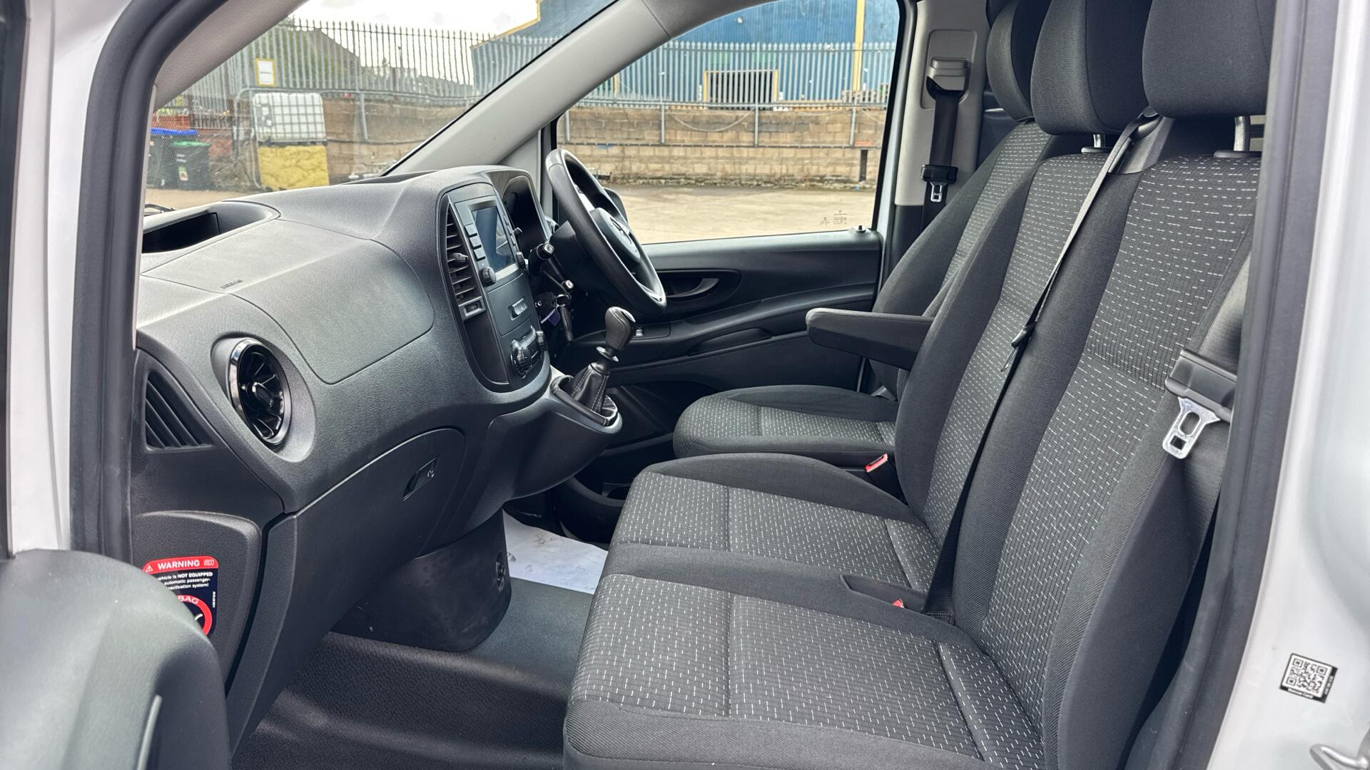 110 CDI Progressive FWD L2 Eu6 102PS Image 21