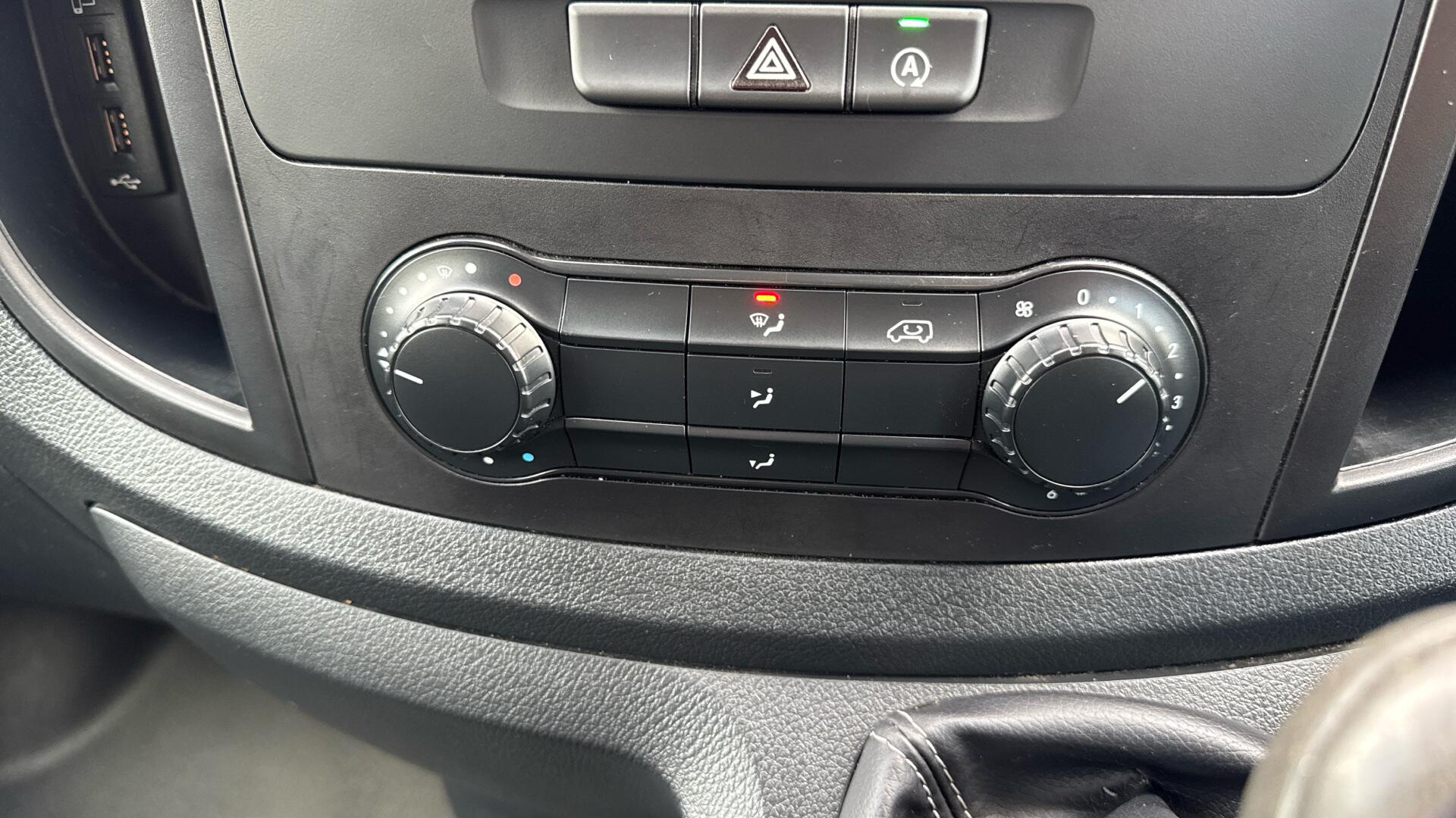 110 CDI Progressive FWD L2 Eu6 102PS Image 36