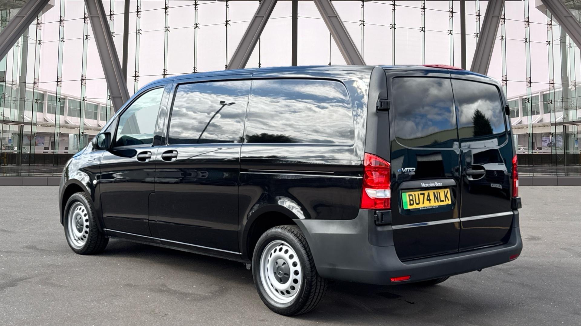 66kWh Progressive Electric Auto L2 115PS Image 17