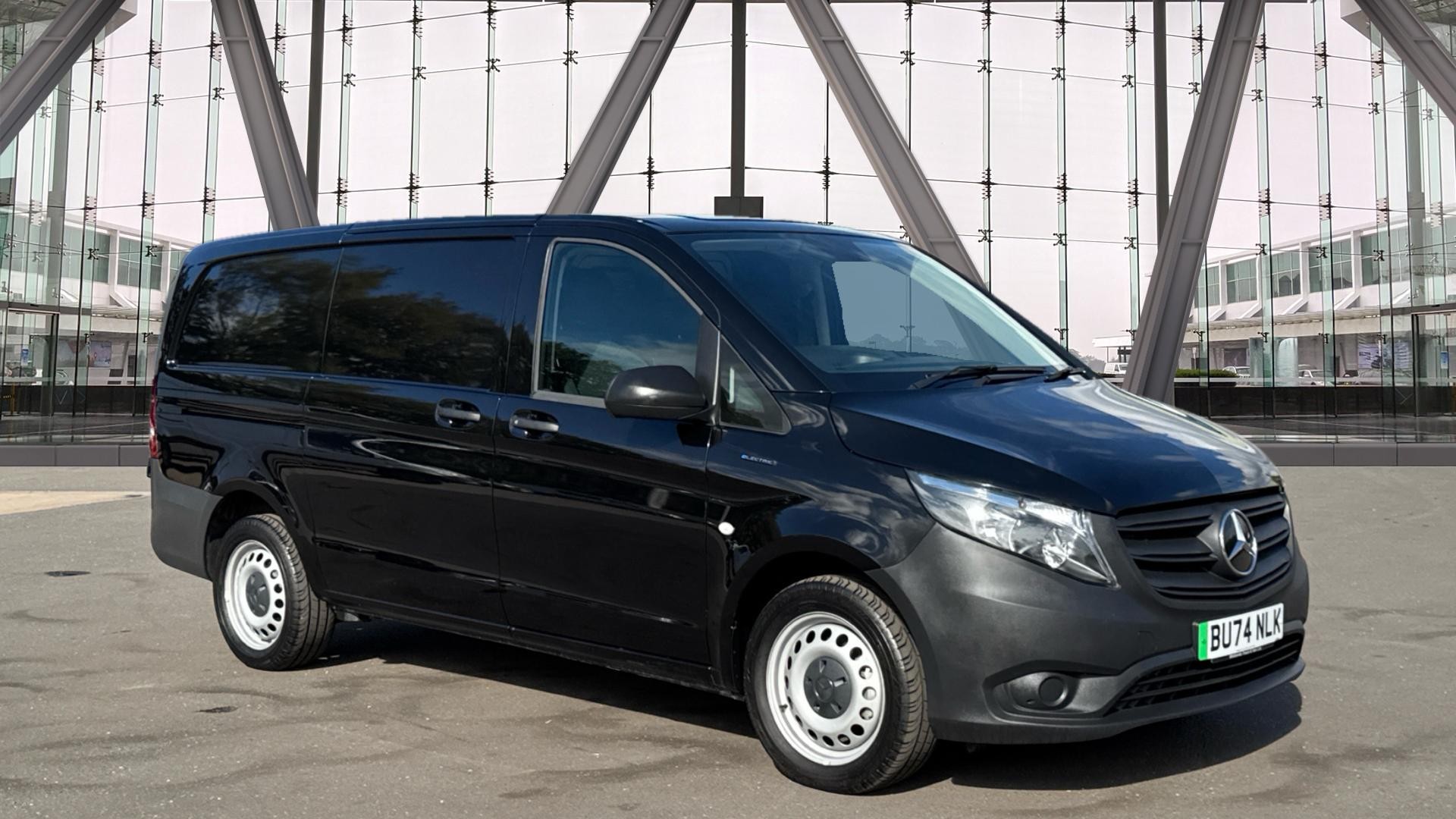 2024/74 MERCEDES-BENZ VITO 85kW 66kWh Progressive Electric Panel Van Auto L2 Eu6 115PS