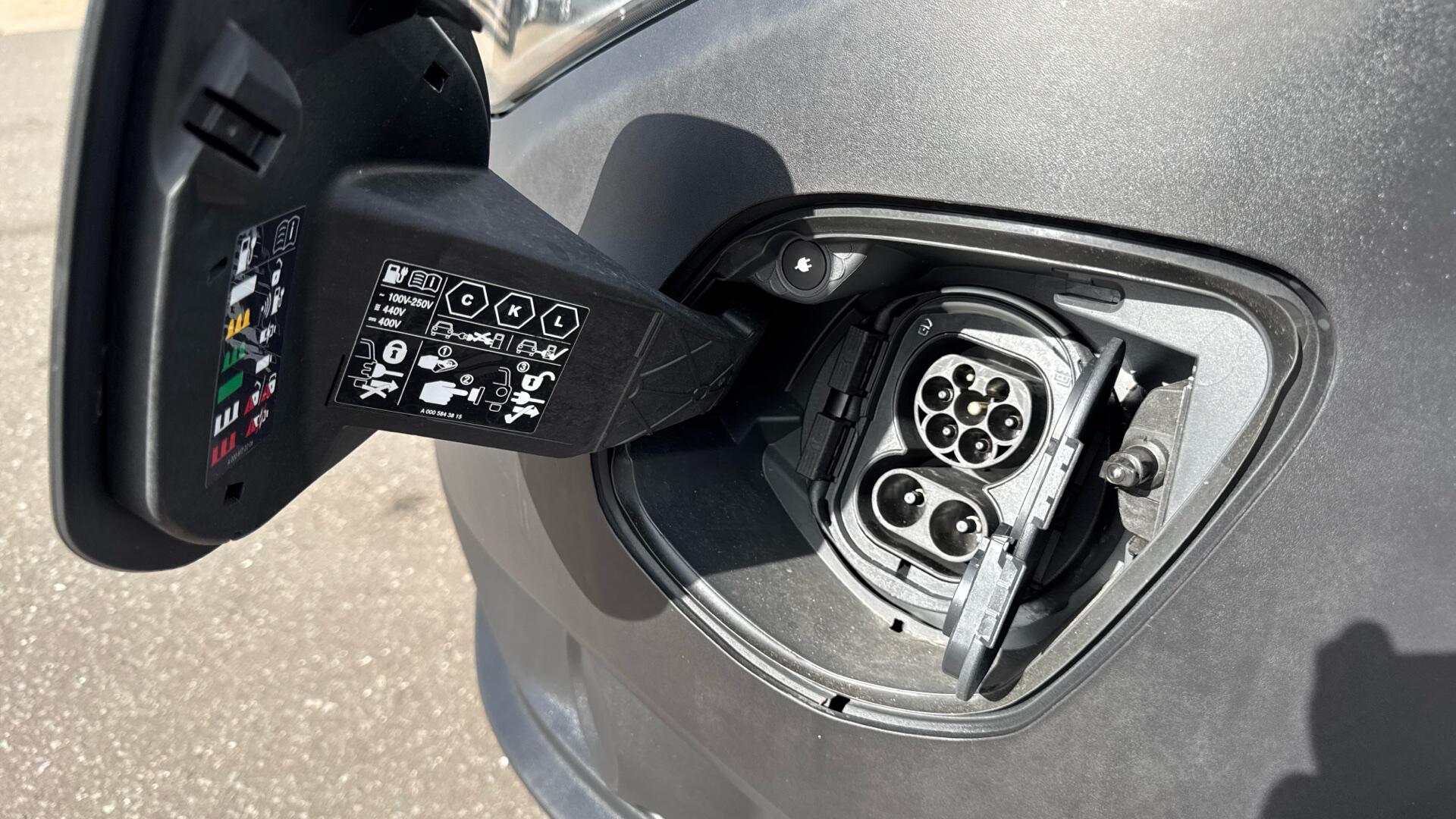 66kWh Progressive Electric Auto L2 115PS Image 32