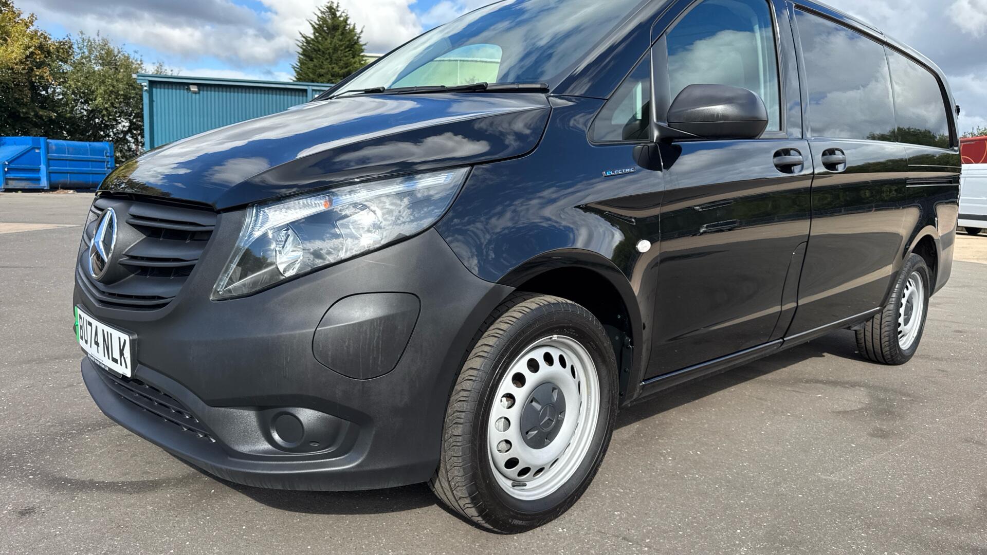 66kWh Progressive Electric Auto L2 115PS Image 43