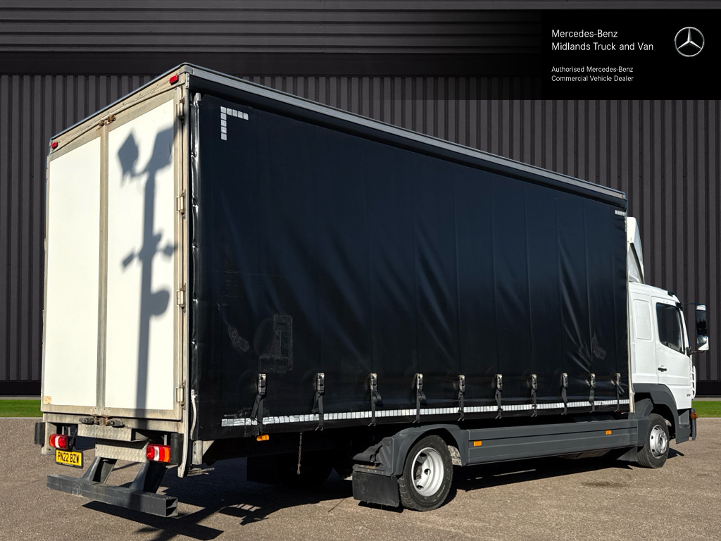 818 Curtainside Sleeper Image 10