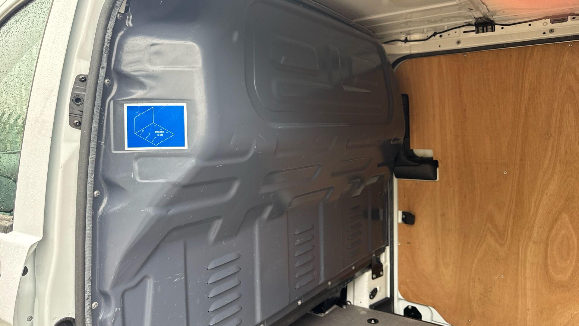 110CDI Progressive Panel FWD L2 Eu6 102 Image 25