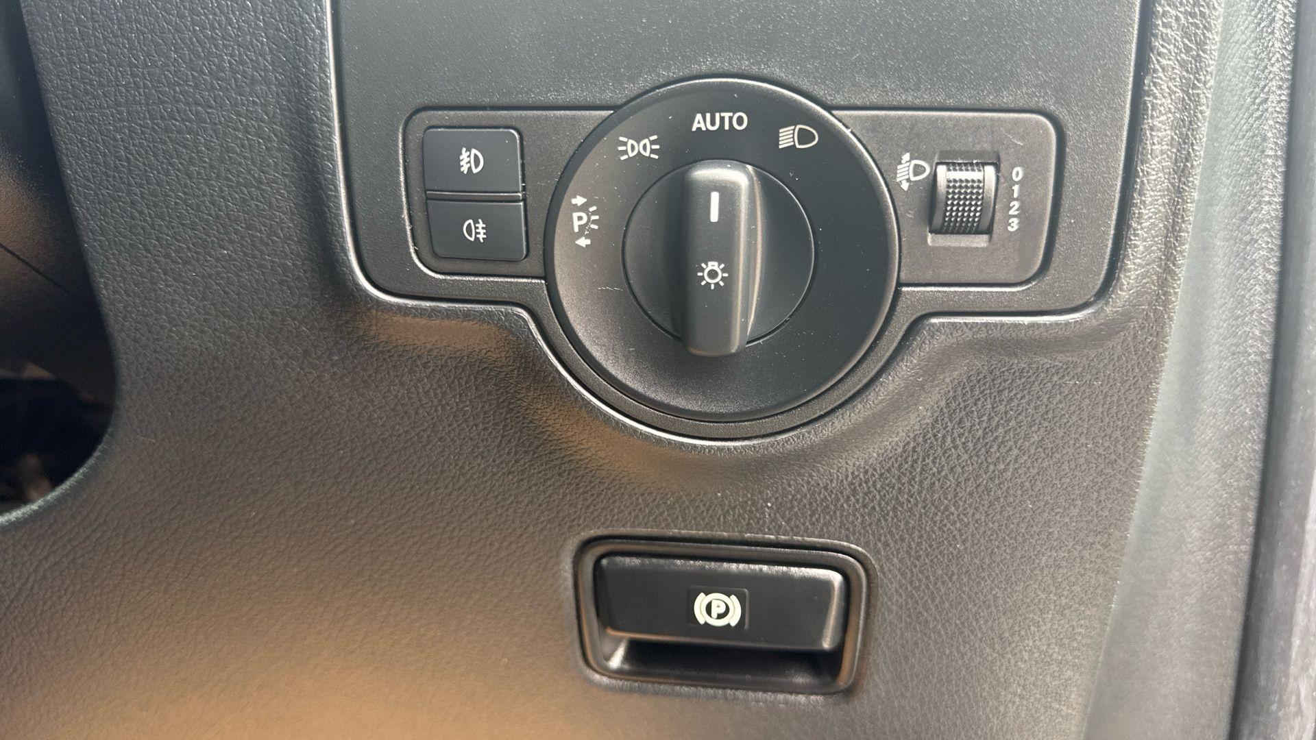 110CDI Progressive Panel FWD L2 Eu6 102 Image 35